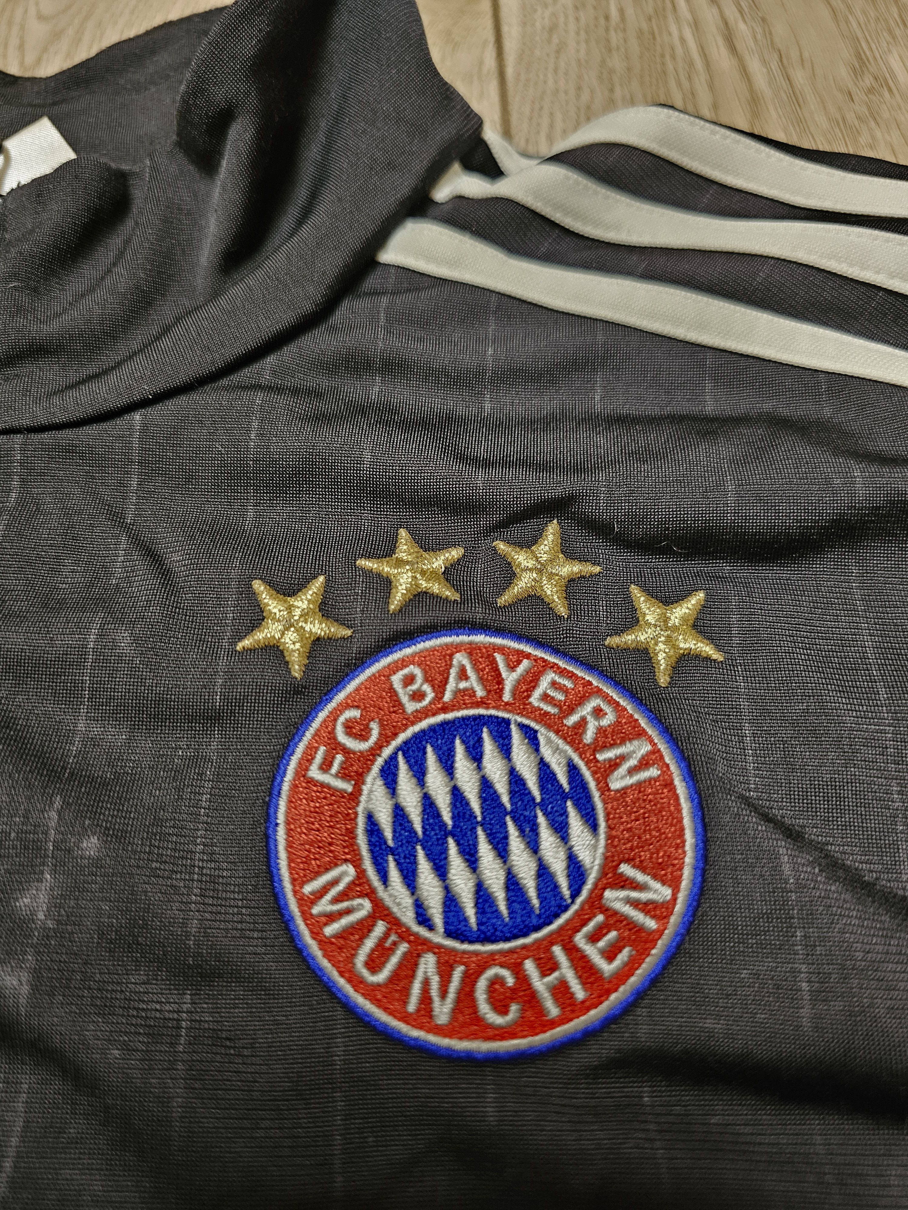 Adidas × All Sport BAYERN MUNICH 2015 2016 FOOTBALL JACKET SOCCER TRAINING Size US M / EU 48-50 / 2 - 4 Thumbnail