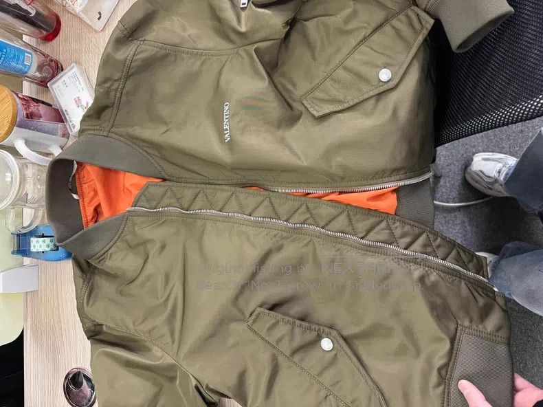 Valentino Valentino bomber jacket Size US M / EU 48-50 / 2 - 1 Thumbnail