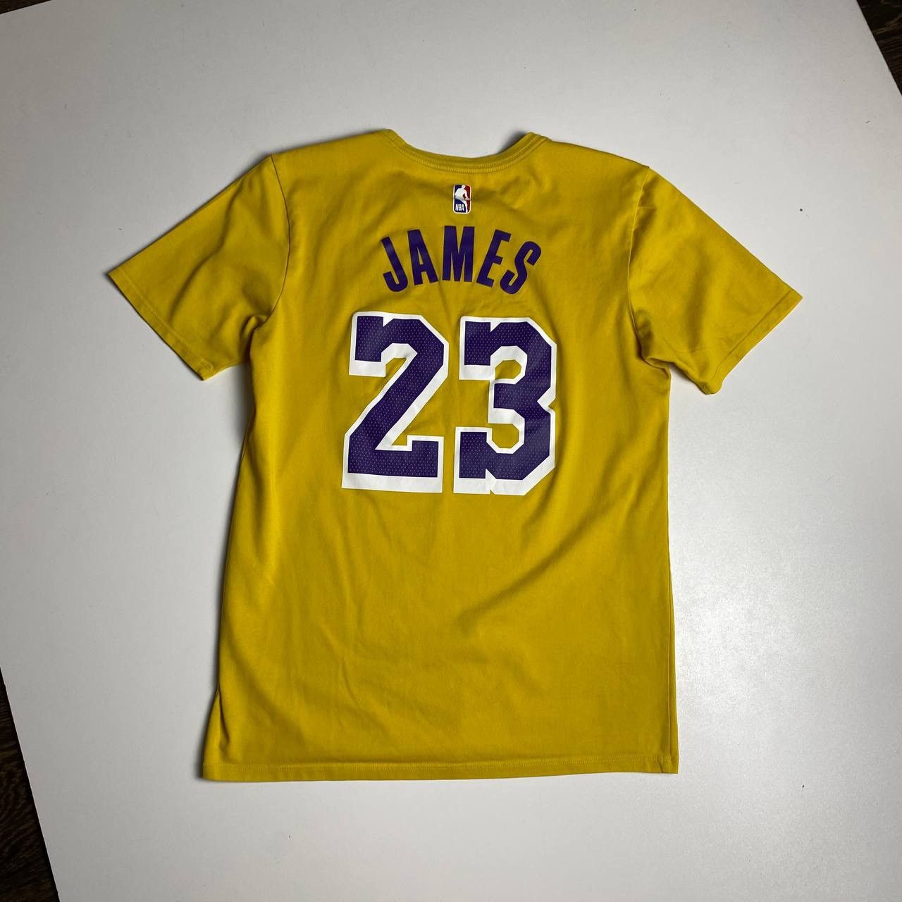 Nike Nike Lakers Lebron James Tshirt Size:S Size US S / EU 44-46 / 1 - 2 Thumbnail