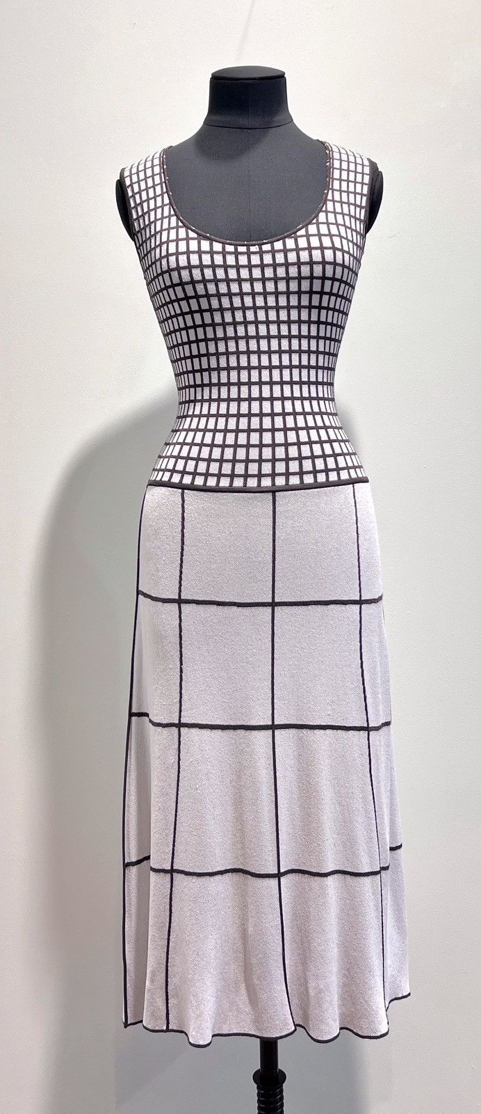 Salvatore Ferragamo Salvatore Ferragamo Maxi Dress Italy Archive Size XS / US 0-2 / IT 36-38 - 1 Thumbnail