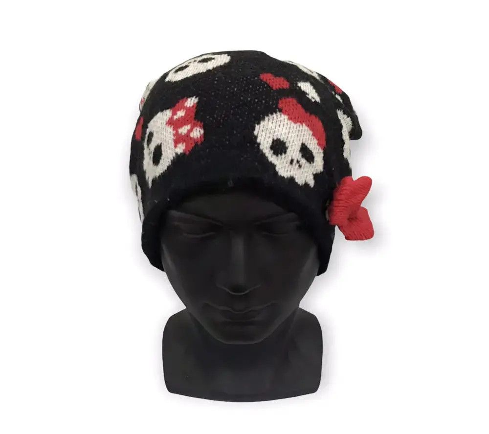 Vintage Skulls Ribbons Beanie Hat