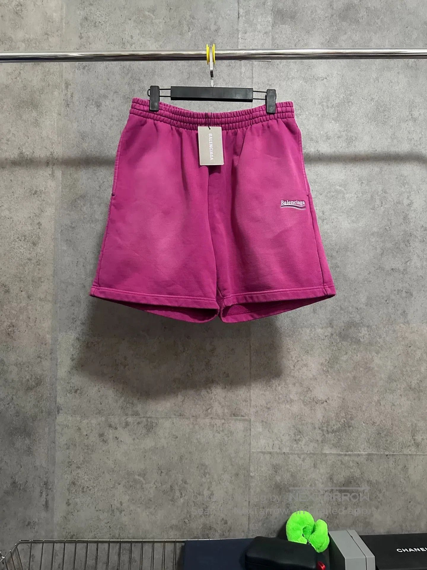 Balenciaga balenciaga embroidered pink shorts. Size US 26 / EU 42 - 1 Thumbnail