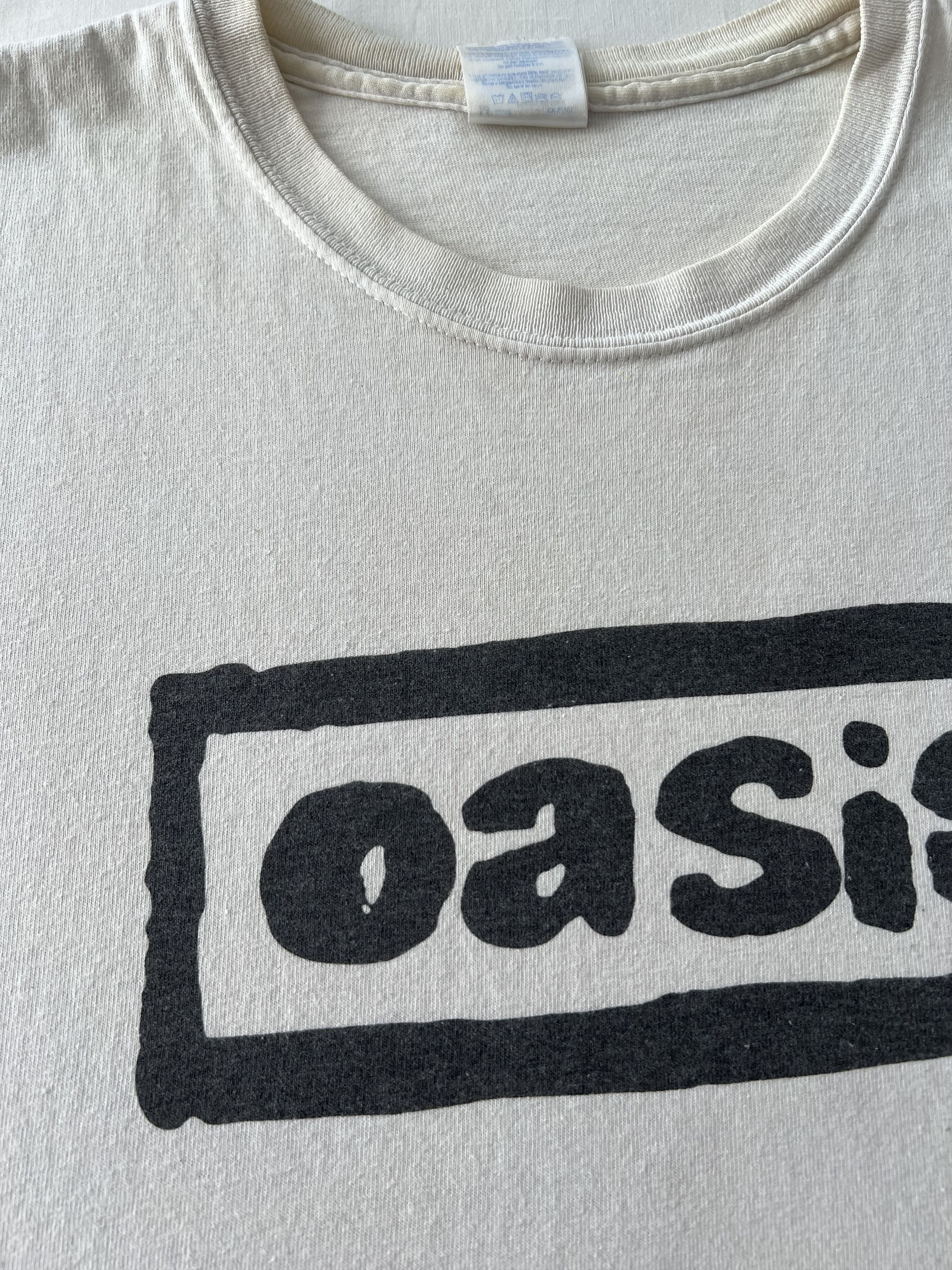 Band Tees Vintage 2000s Oasis Britpop White T-shirt Size US M / EU 48-50 / 2 - 4 Thumbnail