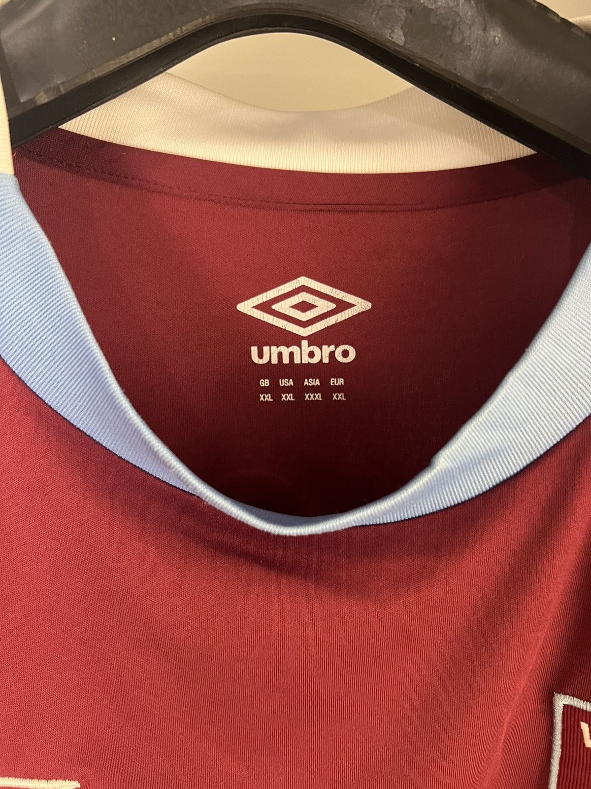 Umbro × Vintage VERY RARE UMBRO FC WEST HAM UNITED ENGLAND SOCCER JERSEY Y2K Size US XXL / EU 58 / 5 - 5 Thumbnail