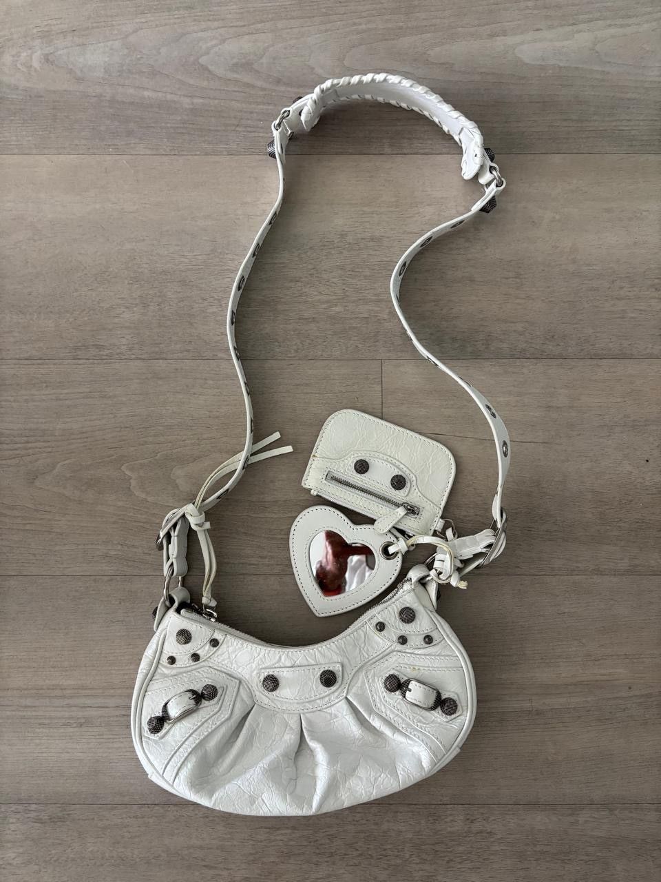 Balenciaga Balenciaga Le Cagole XS Bag in White Size ONE SIZE - 1 Thumbnail