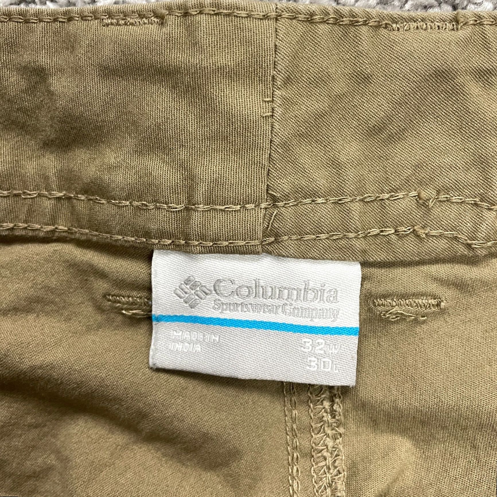Vintage VINTAGE Columbia Men's Chino Pants 34x29 Regular Fit Straight Leg Brown Cotton Casual Size US 32 / EU 48 - 5 Thumbnail