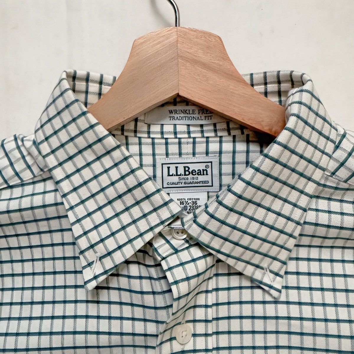 L.L. Bean L.L.Bean Mens Wrinkle Resistant Button-Down Plaid Shirt 16.5 Size US XL / EU 56 / 4 - 3 Thumbnail