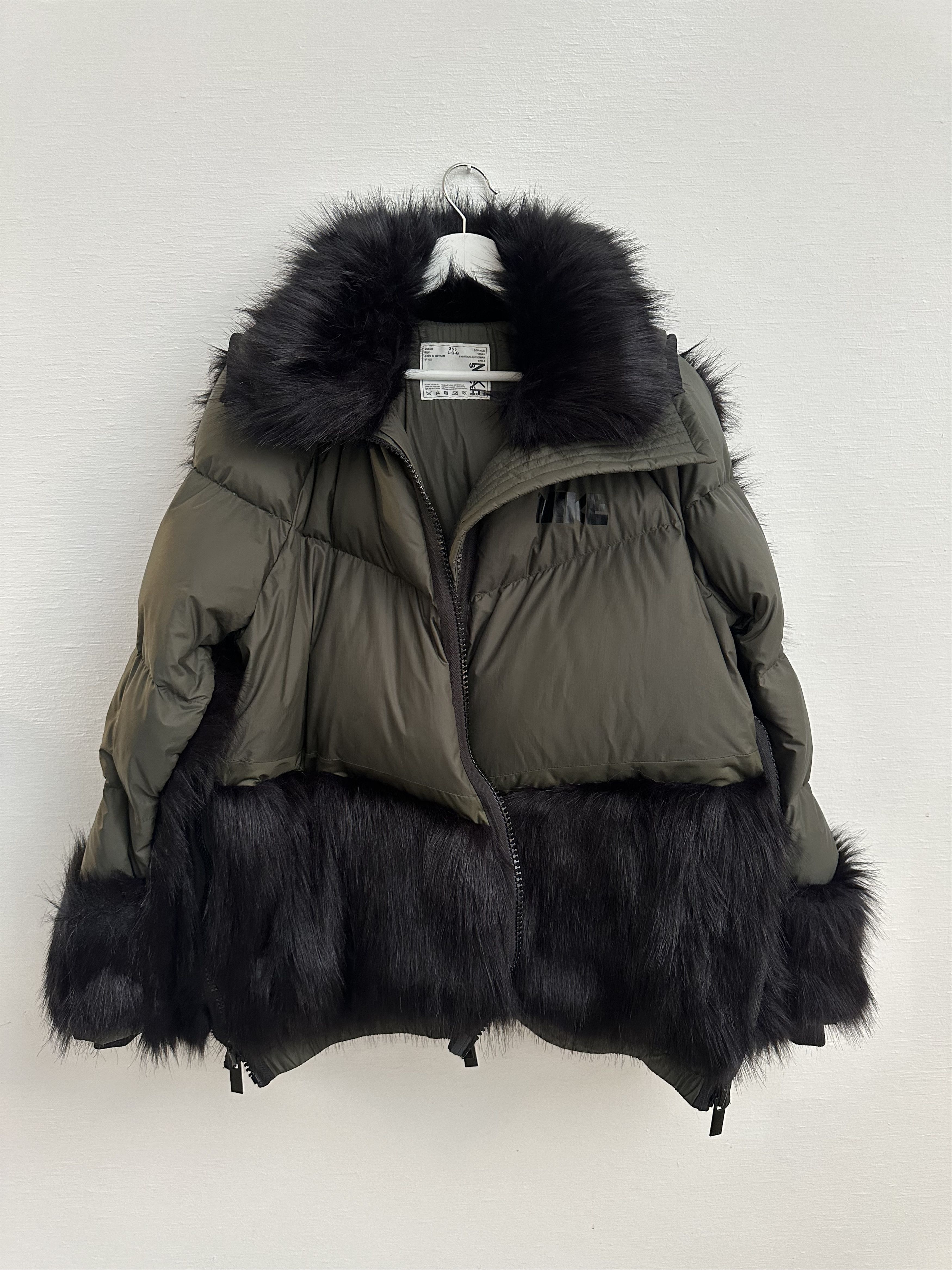 Nike × Sacai Sacai x Nike Seqouia Puffer Jacket, L Size L / US 10 / IT 46 - 1 Thumbnail