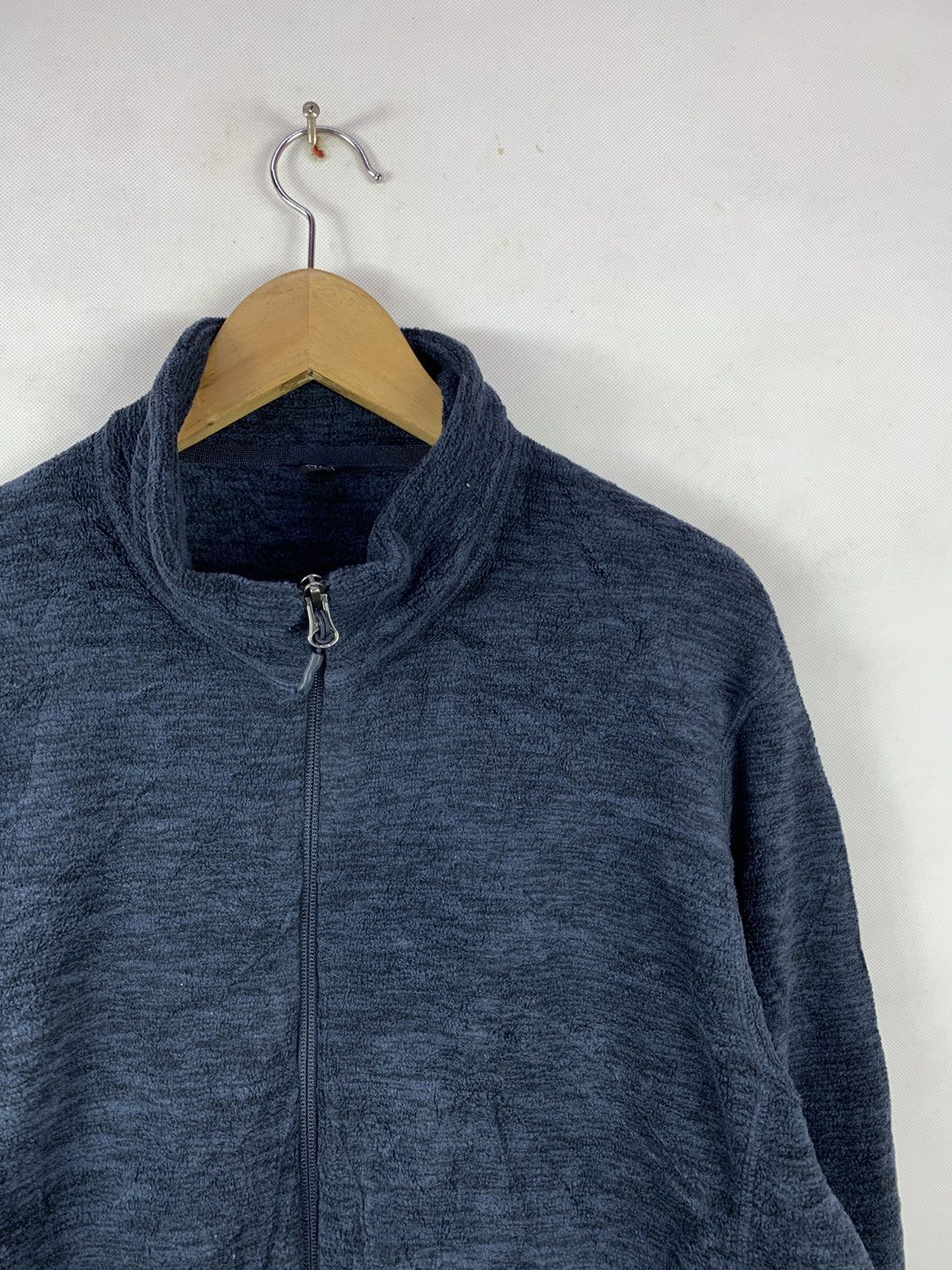 Japanese Brand Steals! Uniqlo Navy Zipper Sweater Fleece Jacket Size US L / EU 52-54 / 3 - 2 Thumbnail