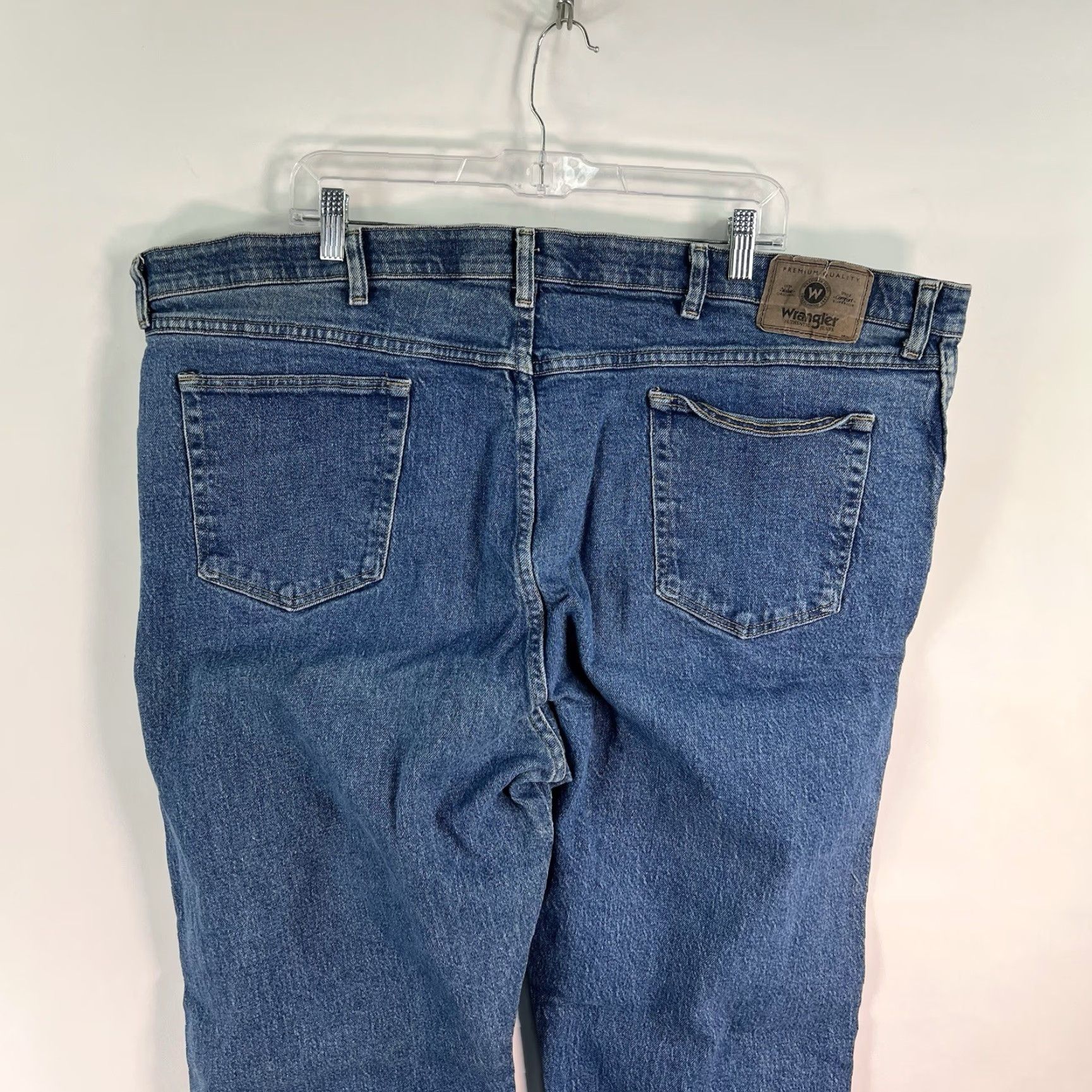 Wrangler VINTAGE Wrangler Regular Fit Straight Denim Jean Men’s Size 46 X 30 Blue - Wrangler Jeans, Denim, 5-Pocket, Regular, 46, 30, Blue, Men's Jeans Size US 30 / EU 46 - 6 Thumbnail