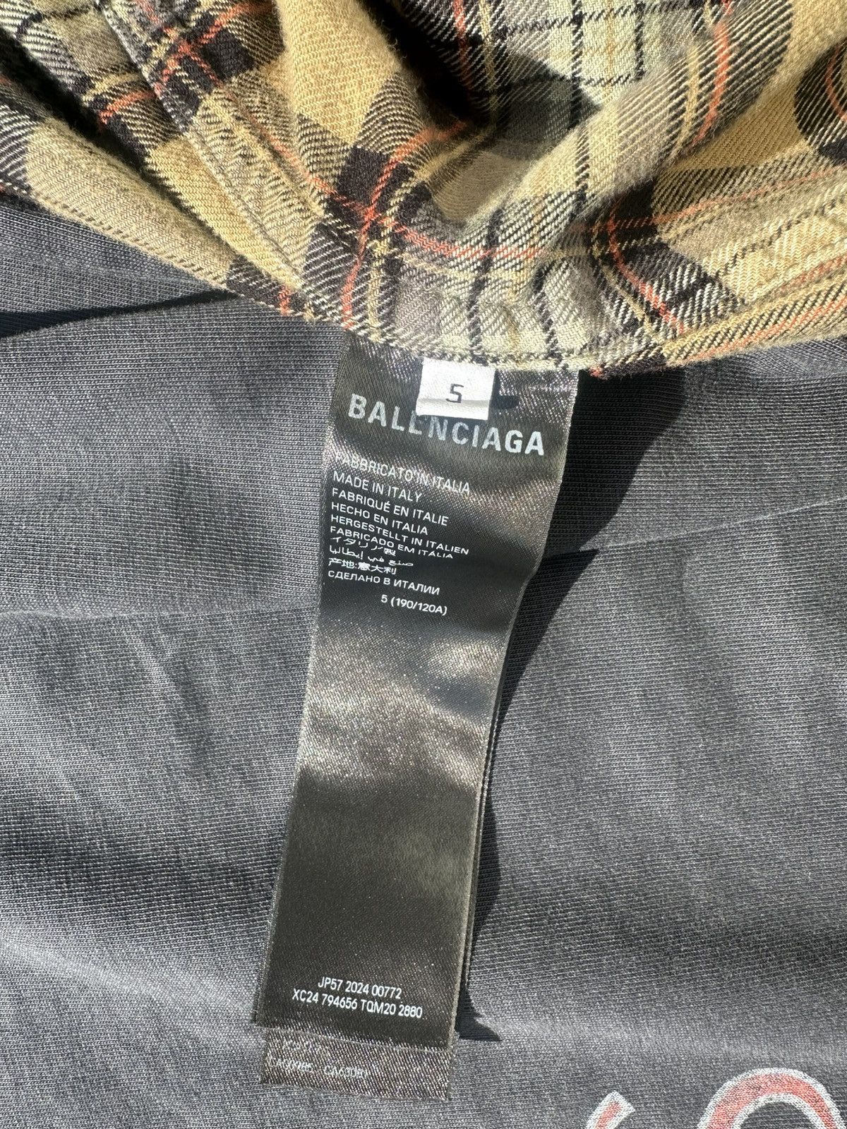 Balenciaga FW24Balenciaga Paris Liberty Hybrid T-shirt/Flannel Jacket Size US XL / EU 56 / 4 - 4 Thumbnail