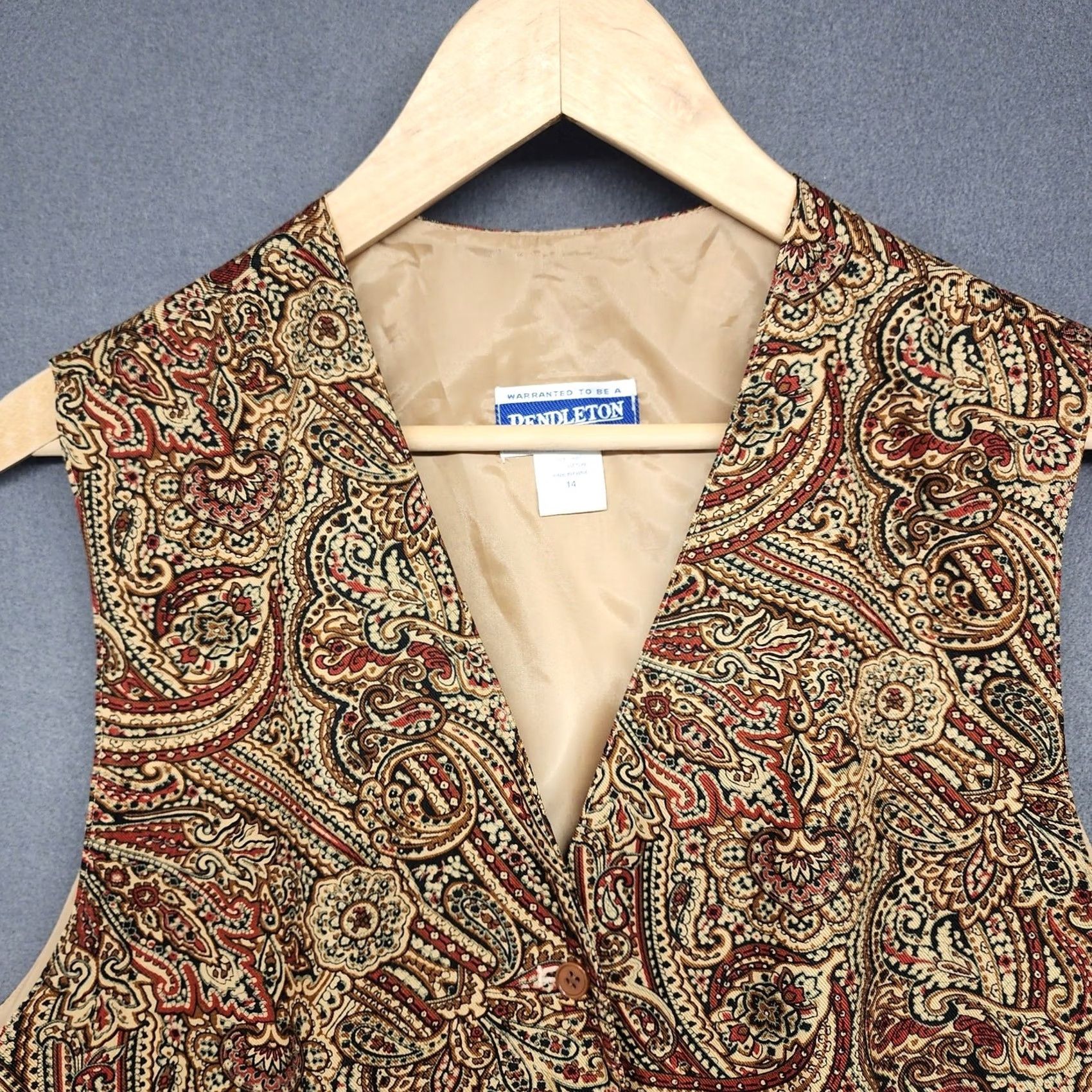 Pendleton Pendleton Vest Womens Plus Size 14 Brown Paisley Classic Button Closure Rayon Outer Shell Pattern Paisley Women Size XL / US 12-14 / IT 48-50 - 7 Thumbnail