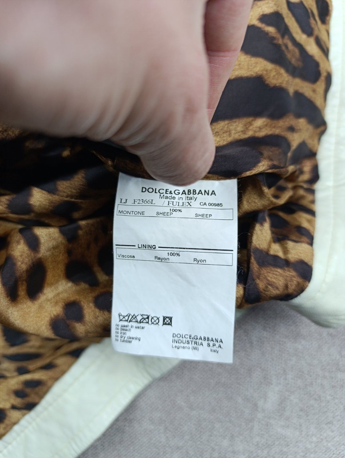 Dolce & Gabbana Dolce & Gabbana Cropped Sheepskin Leather Jacket Size M / US 6-8 / IT 42-44 - 16 Thumbnail