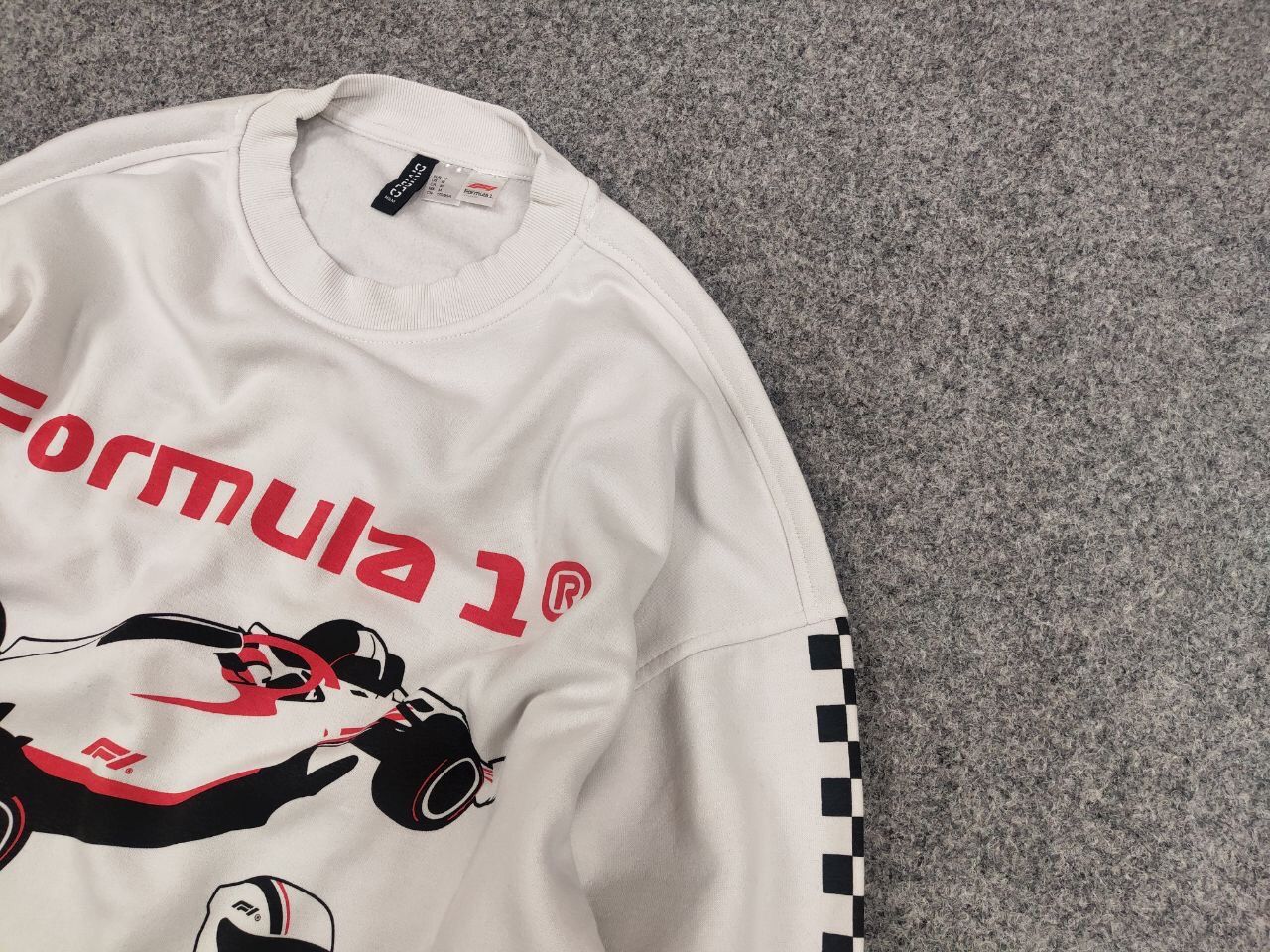 Formula 1 Formula 1 Classic Racing H&M logo Oversized Sweatshirt Size M / US 6-8 / IT 42-44 - 4 Thumbnail