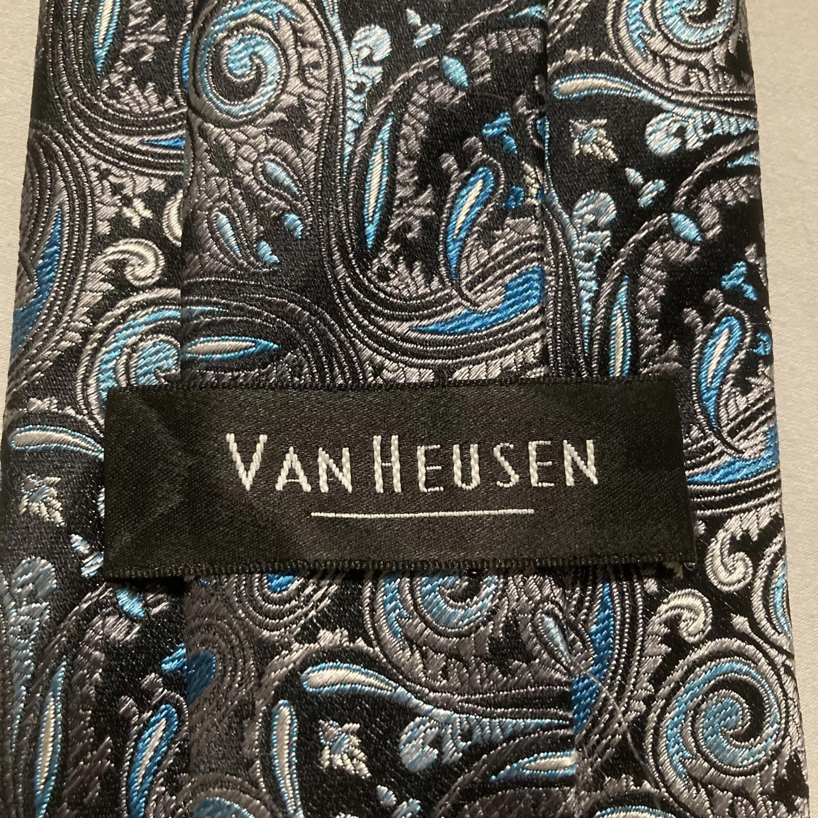 Van Heusen NWOT Van Heusen Paisely Tie 58/3.5 Size ONE SIZE - 3 Thumbnail