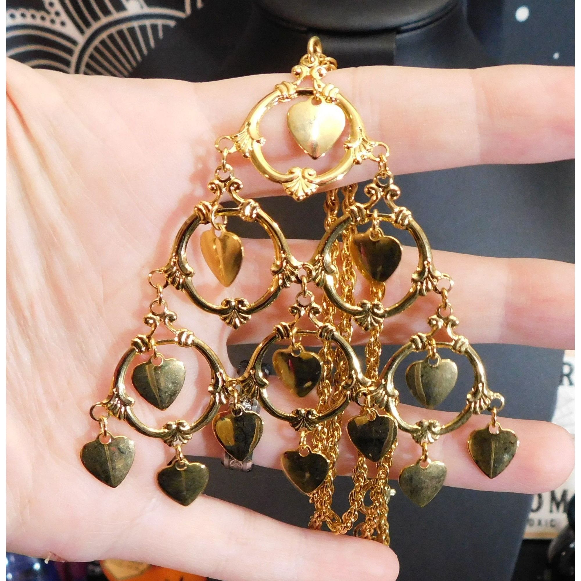 Other Vintage Heart Chandelier Triangle Necklace Size ONE SIZE - 4 Thumbnail
