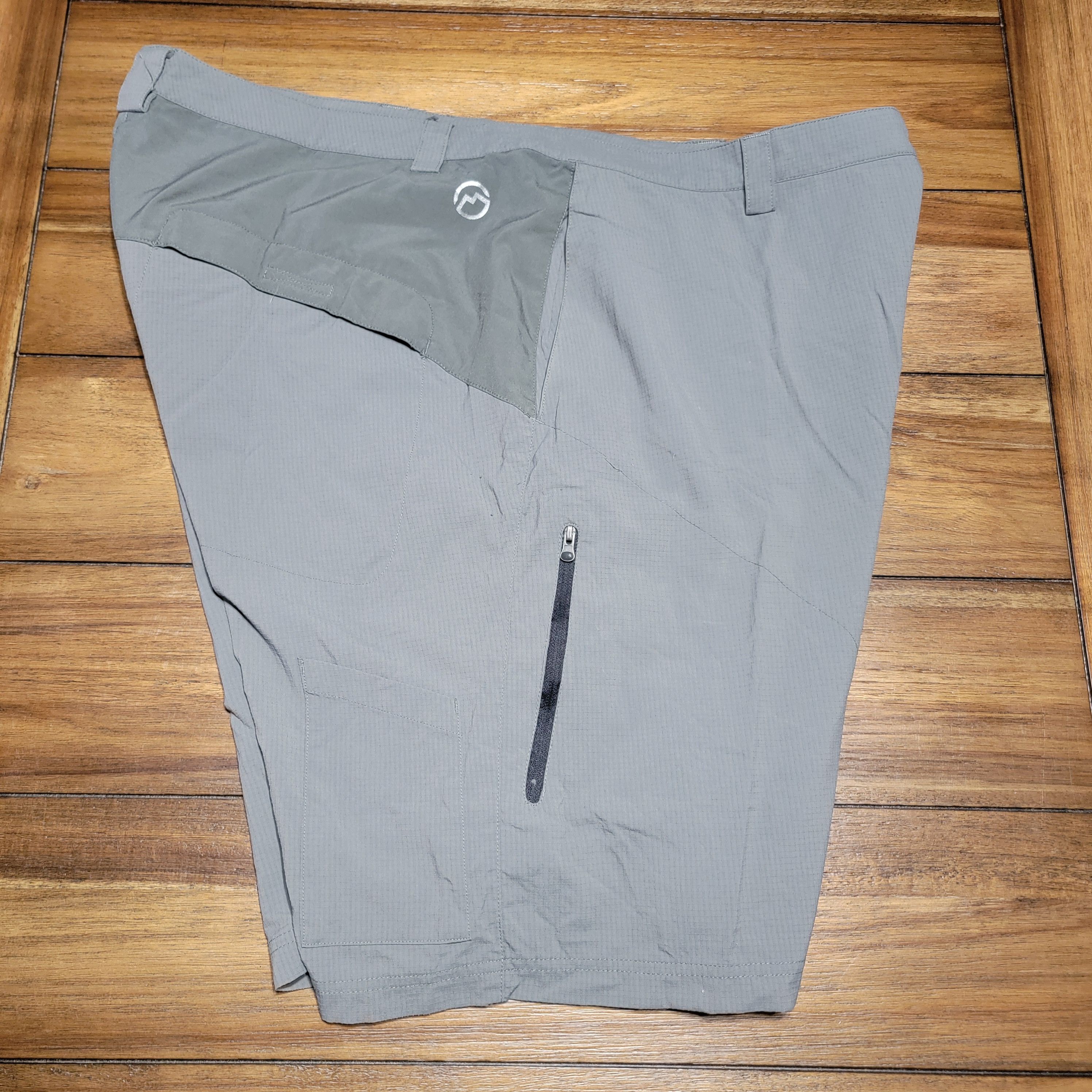 Other Magellan Outdoors Dark Grey Shorts - Size 44 Size US 44 / EU 60 - 2 Thumbnail