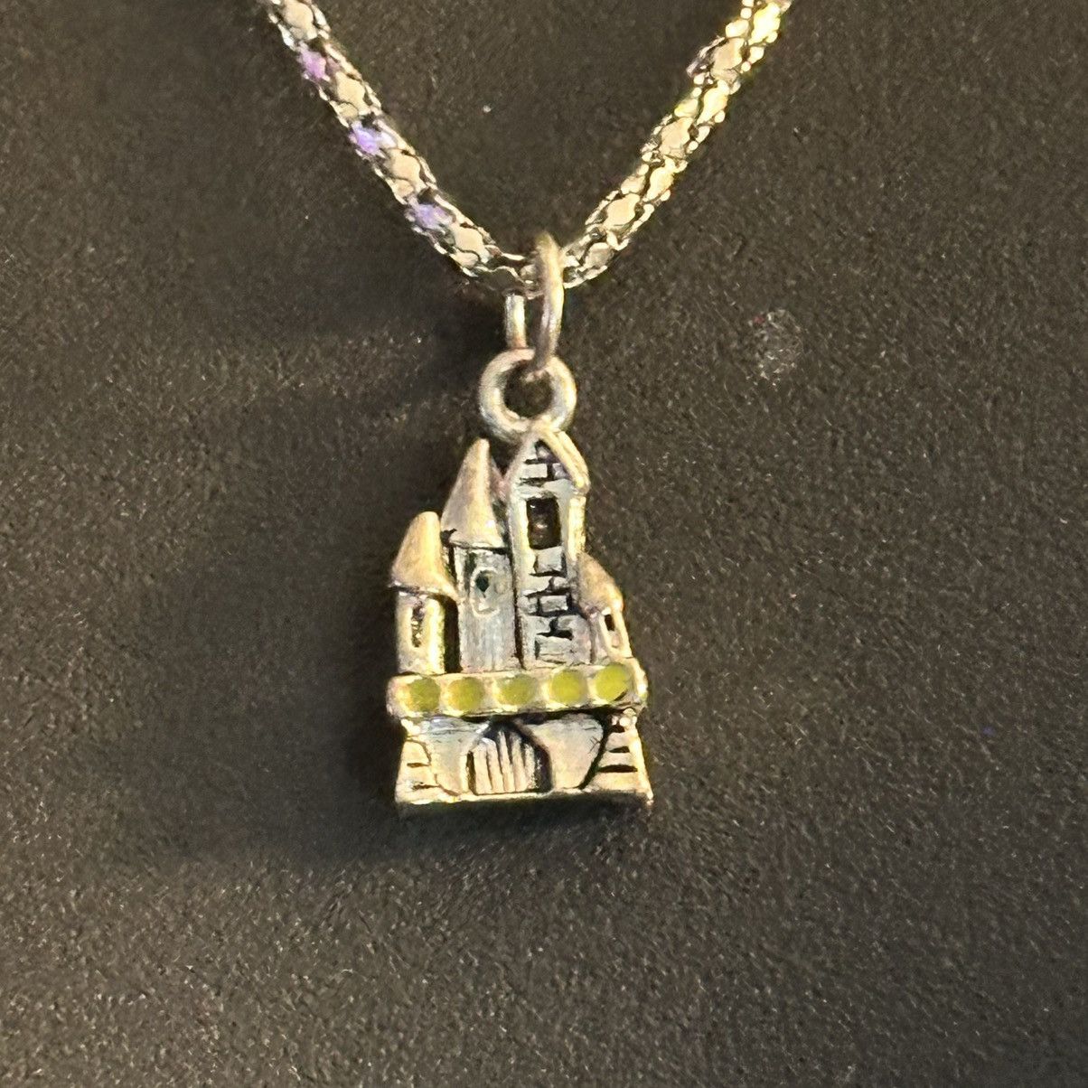 Vintage Vintage silver tone castle pendant necklace Size ONE SIZE - 2 Thumbnail
