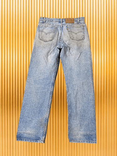Levi's × Vintage vintage levis 505 regular fit distressed denim Size US 34 / EU 50 - 1 Thumbnail