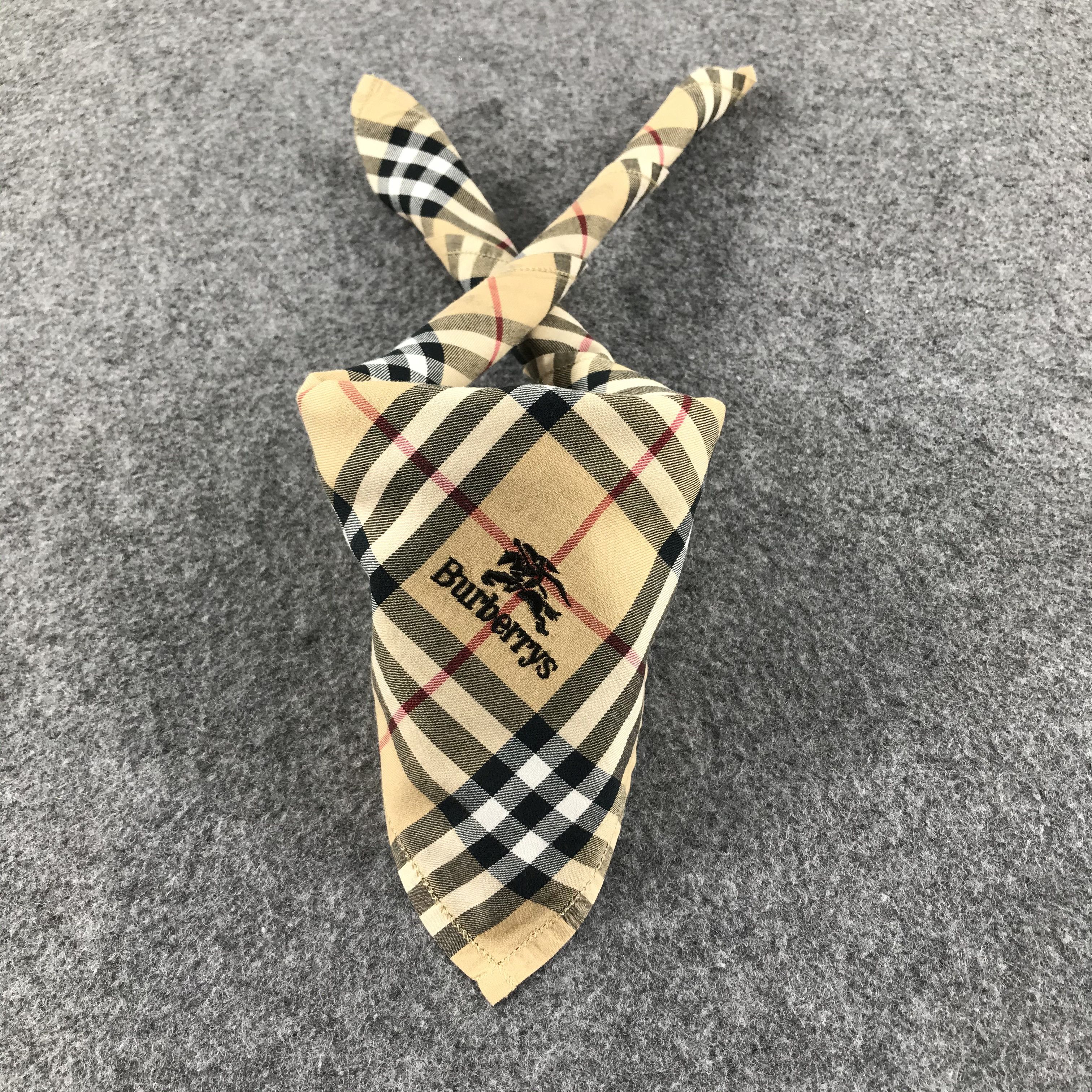 Burberry Burberrys Nova Check Handkerchief Neckerchief Bandana H289 Size ONE SIZE - 2 Thumbnail