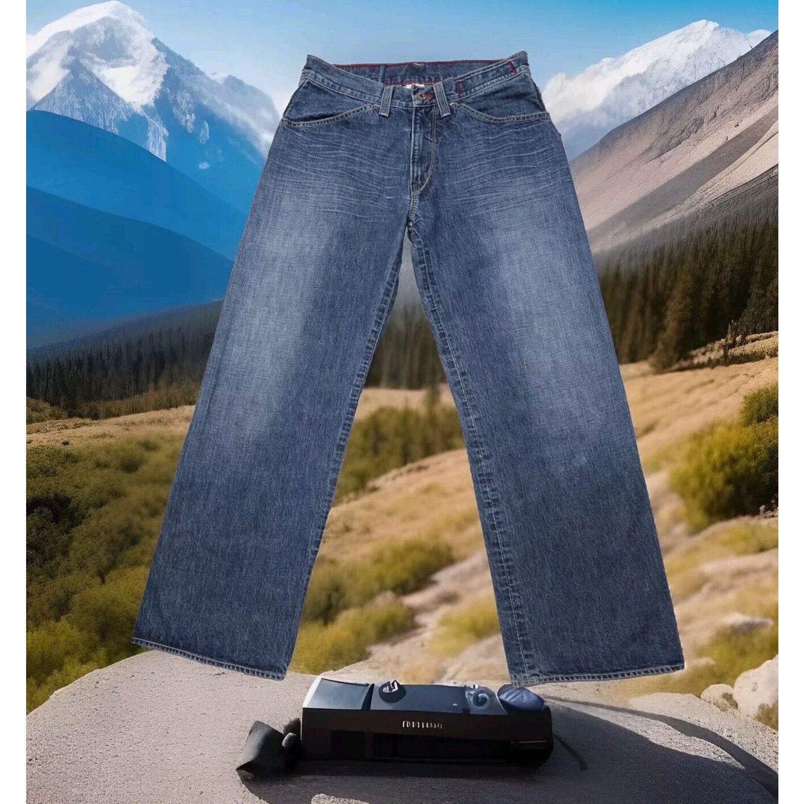 Guess Guess Vintage Jeans Blue Classic 00.XX Straight Denim 90's Size US 30 / EU 46 - 1 Thumbnail