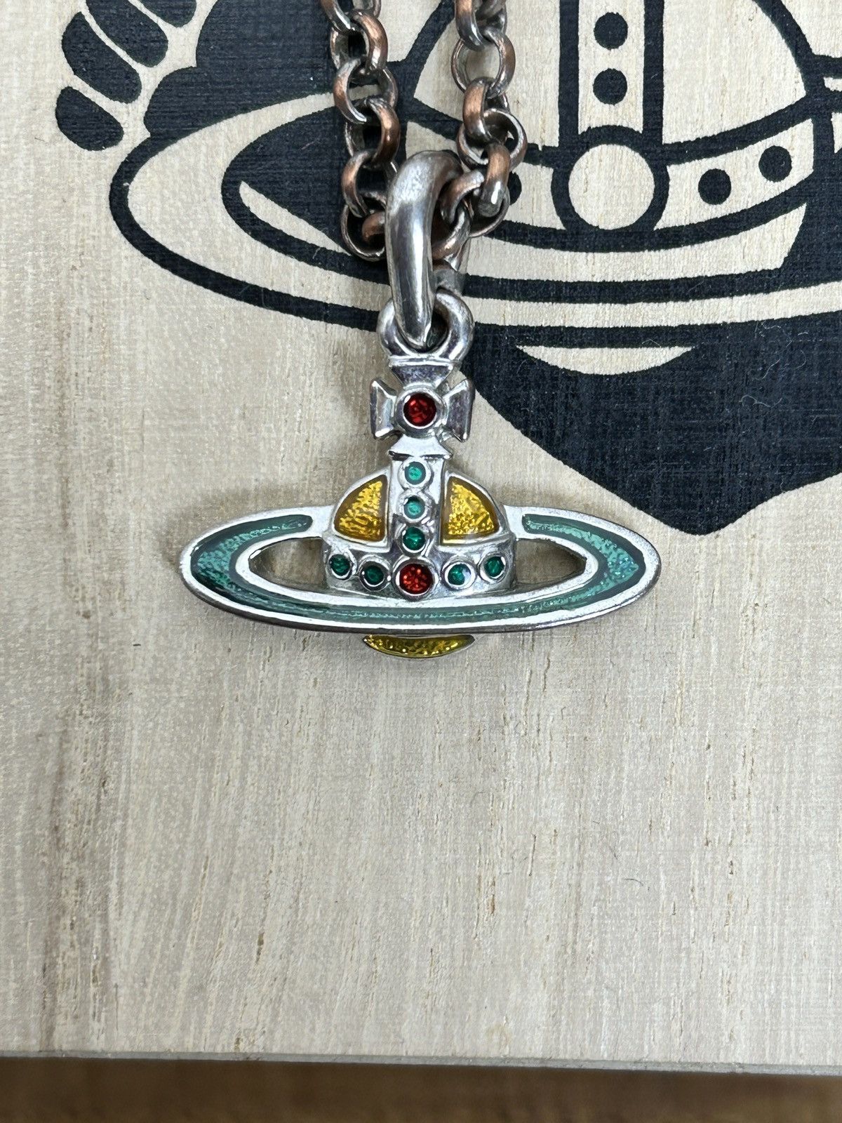 Vivienne Westwood 90s Vintage Vivienne Westwood Bas Relief Enamel Orb Nacklace Size ONE SIZE - 1 Thumbnail