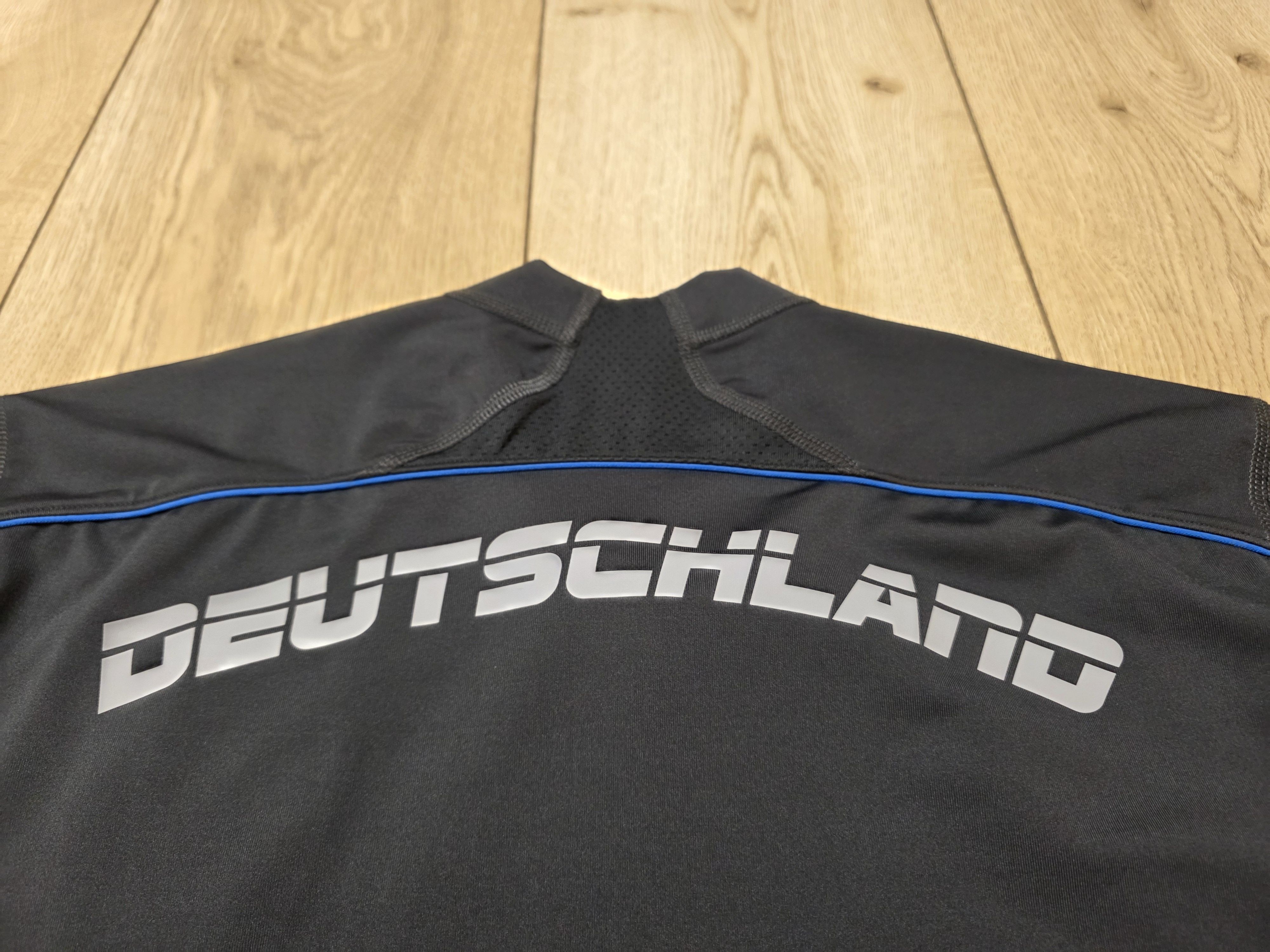 Adidas GERMANY BUNDESWEHR TRAINING FOOTBALL DEUTSCHLAND SOCCER Size US L / EU 52-54 / 3 - 5 Thumbnail
