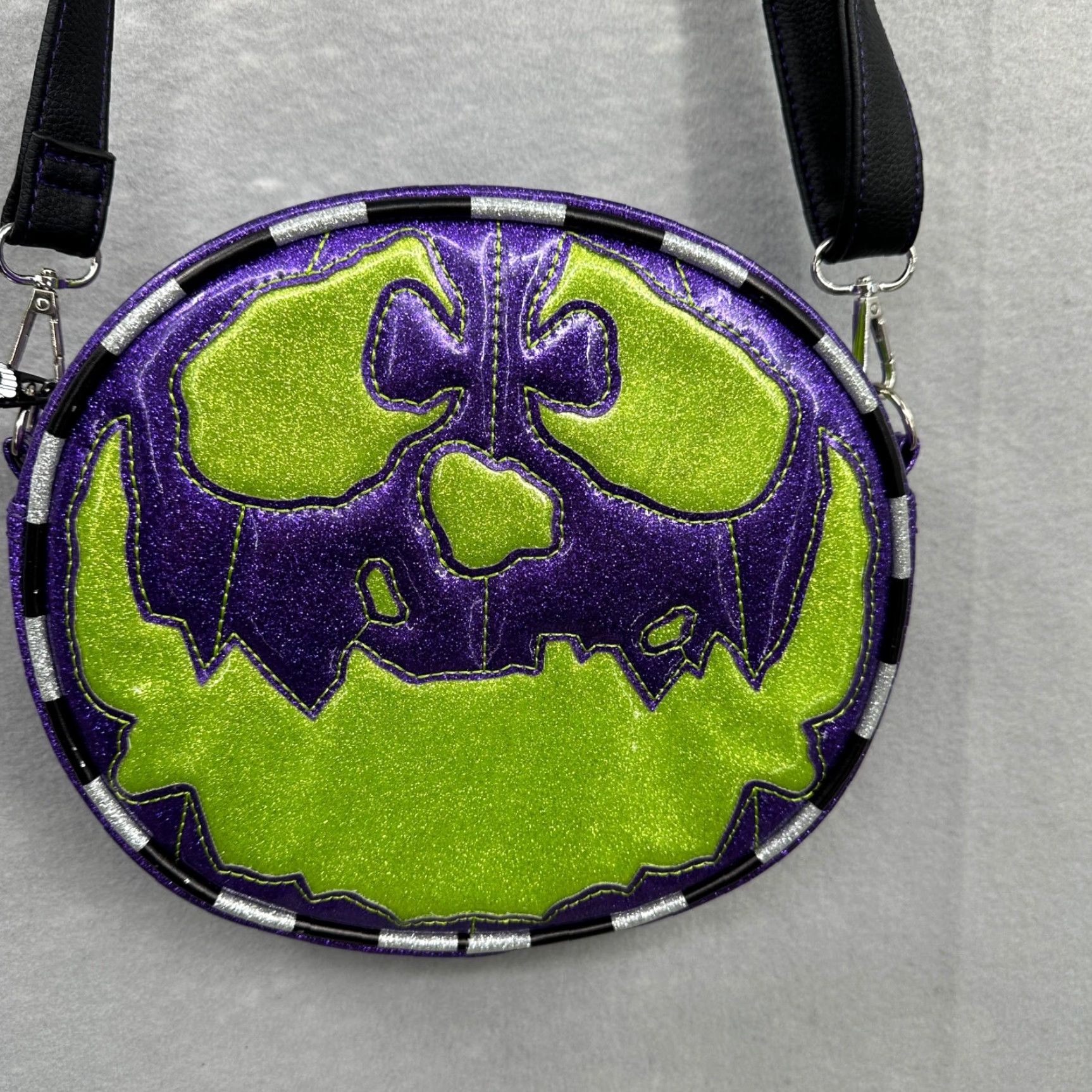 Vintage Love Pain and Stitches Pumpkin Cult X Purse Monster Posse Goth Rockabilly Bag Size ONE SIZE - 2 Thumbnail