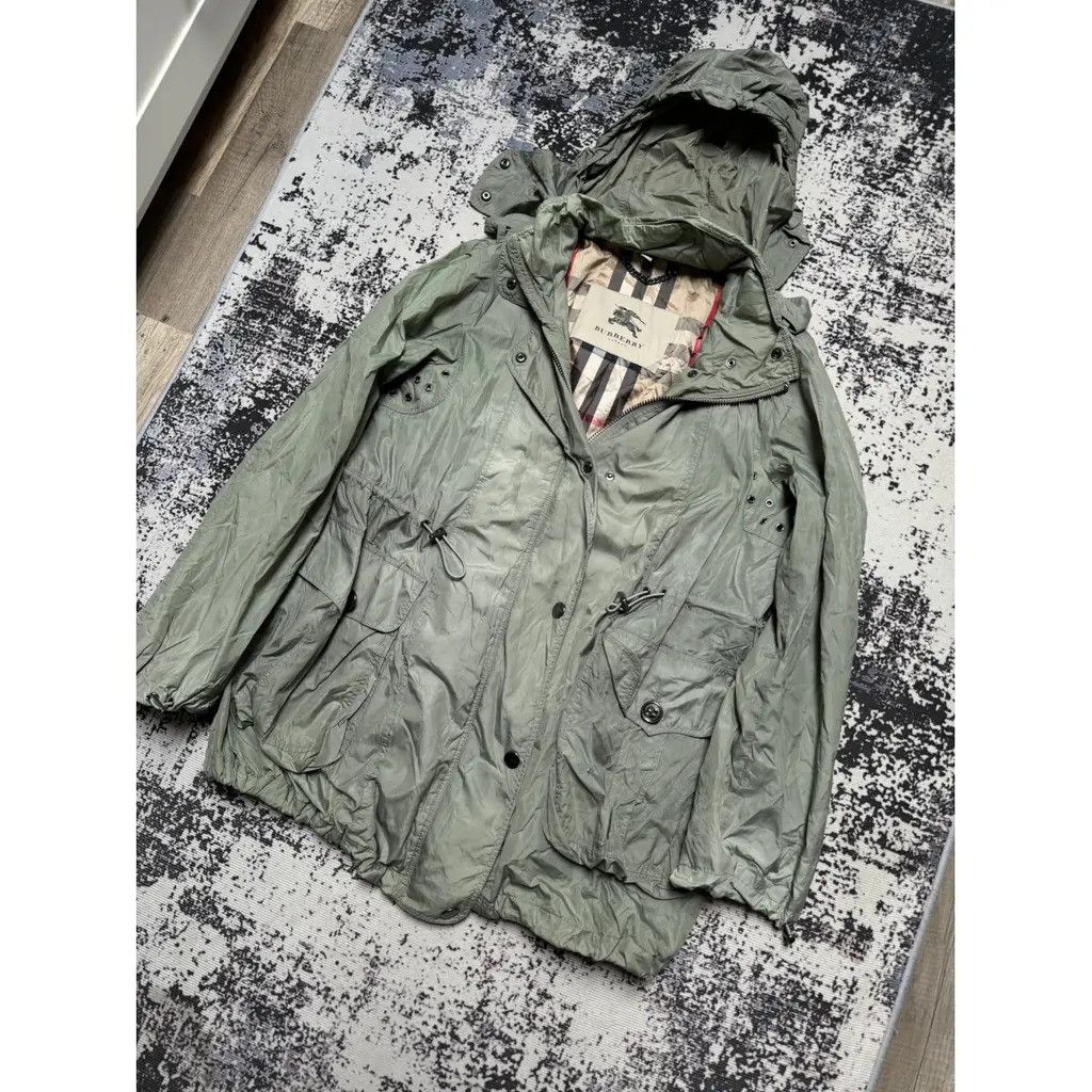 Burberry Burberry Full pattern Rain Coat Size UK 14 Size L / US 10 / IT 46 - 2 Thumbnail