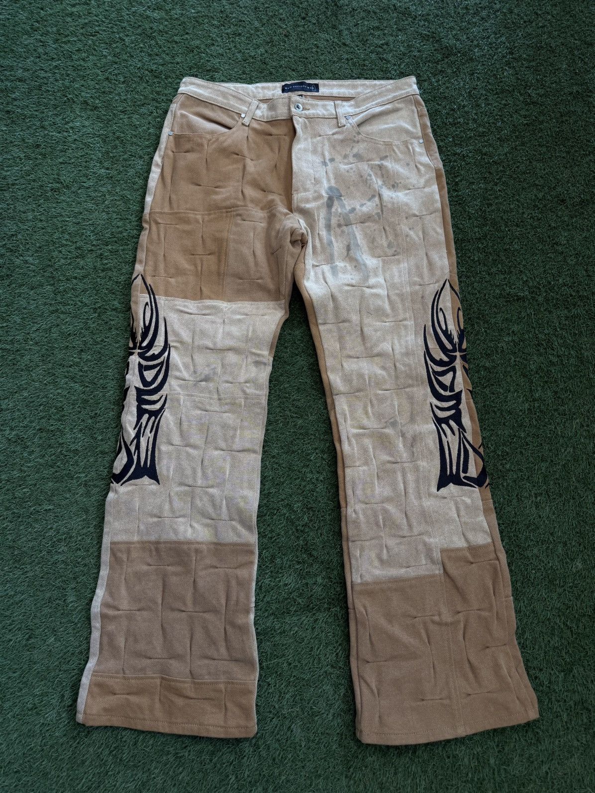Who Decides War Who Decides War Denim Jeans Size 38 Pre Owned 🧼 Size US 38 / EU 54 - 1 Thumbnail