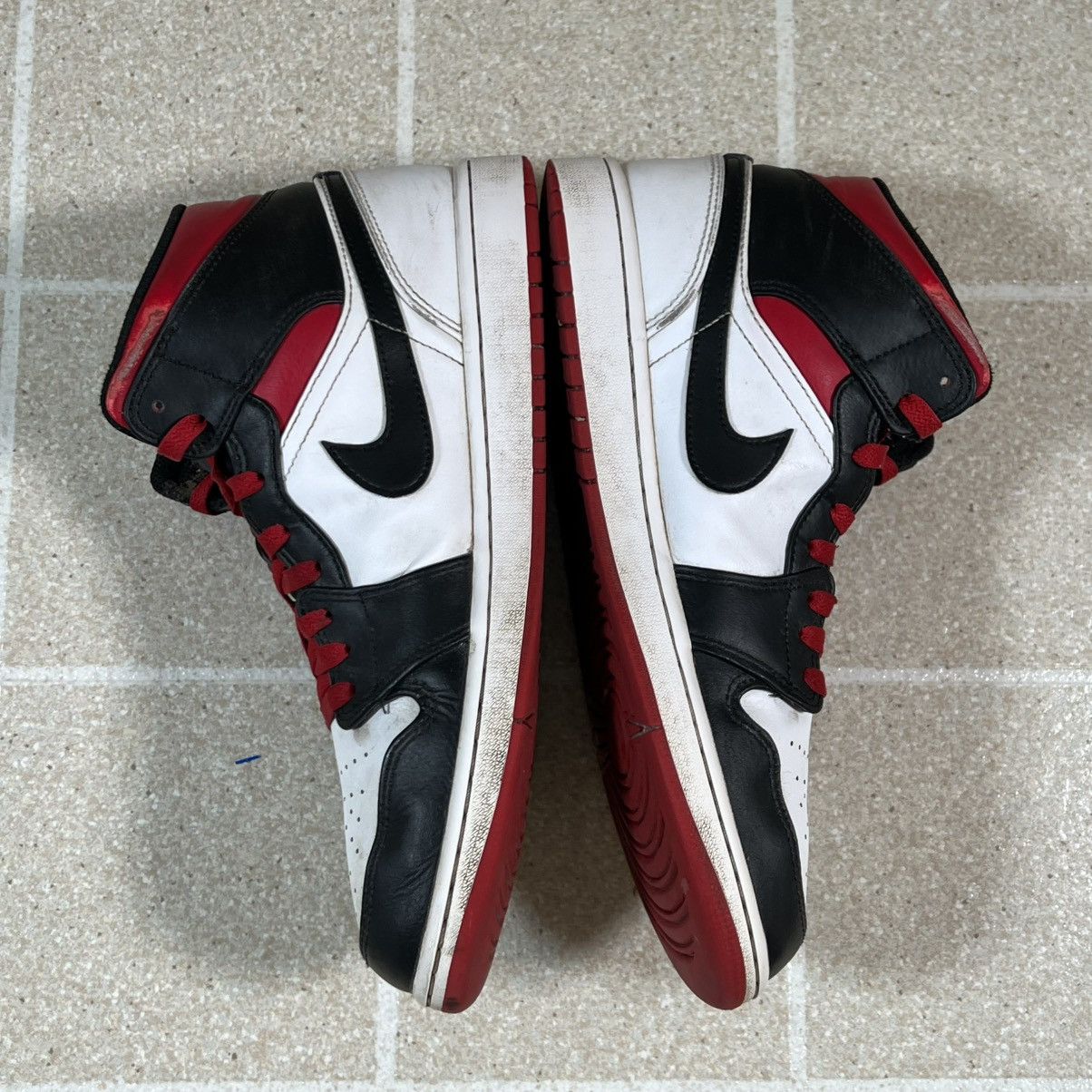 Jordan Brand Jordan Air Jordan 1 Mid Gym Red Black White Leather Mid Top Size US 10.5 / EU 43-44 - 8 Thumbnail