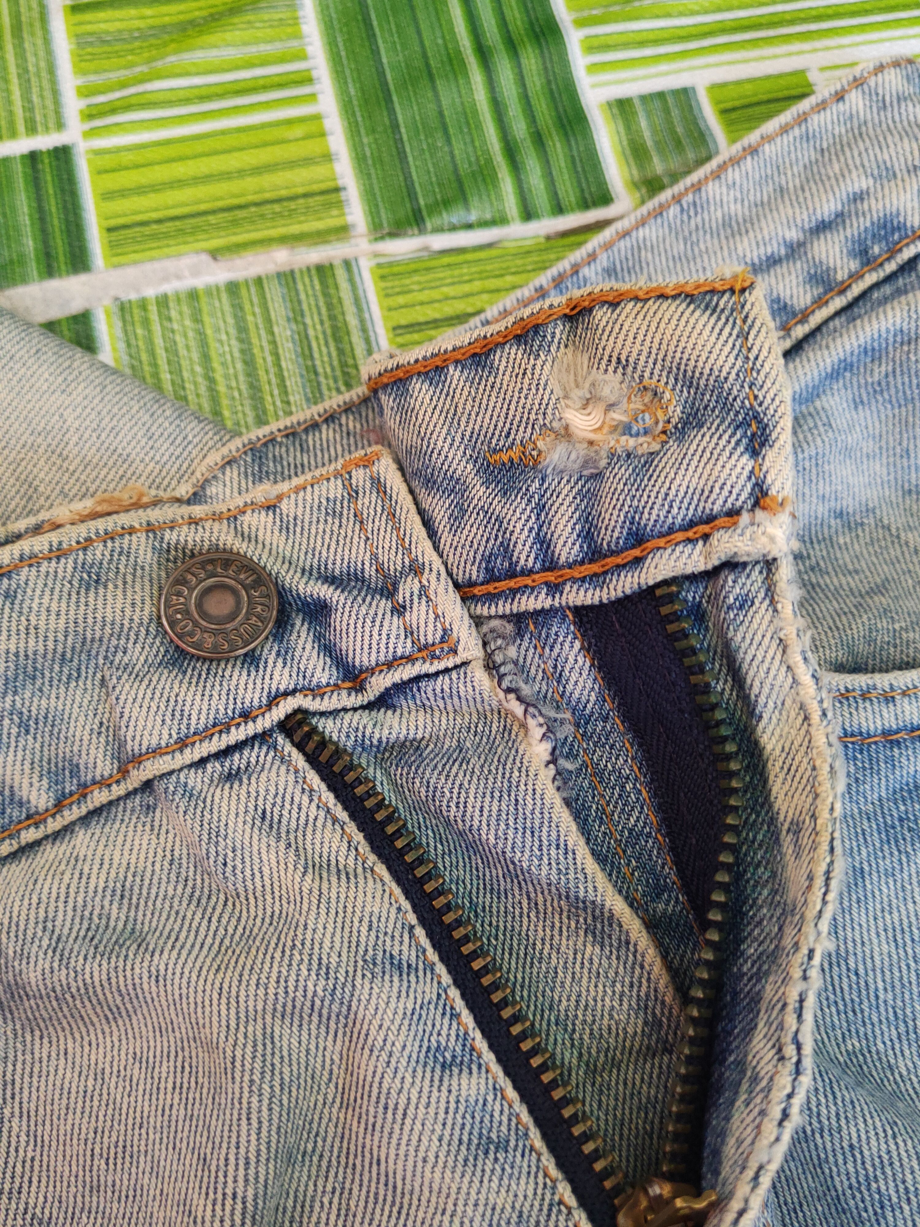 Levi's Levi's Blue Faded Distressed Ripped Jeans #S1648 Size US 31 - 15 Thumbnail