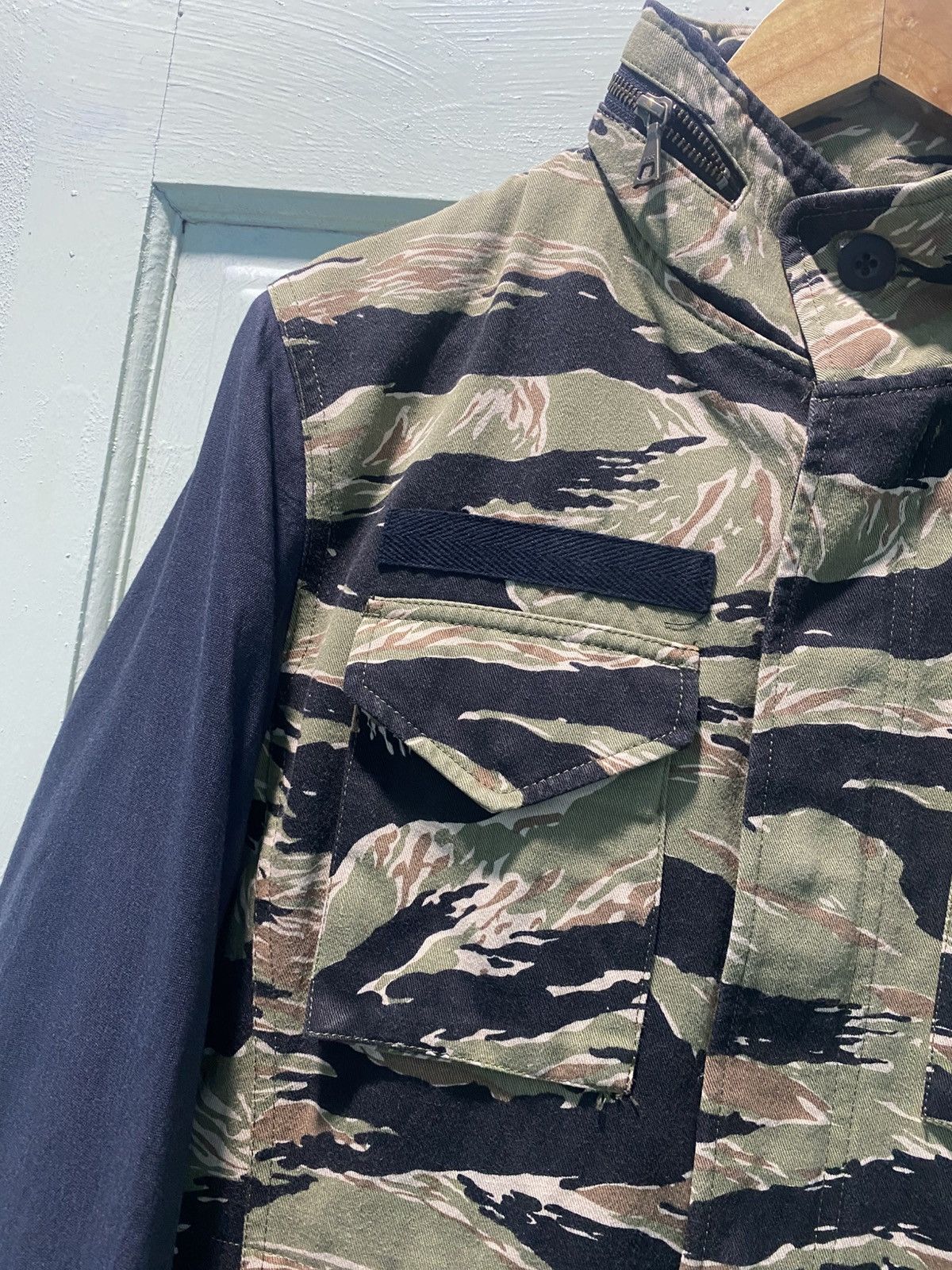 Takeo Kikuchi Takeo Kikuchi M-65 Field Tiger Stripe Camouflage Jacket Size US L / EU 52-54 / 3 - 5 Thumbnail