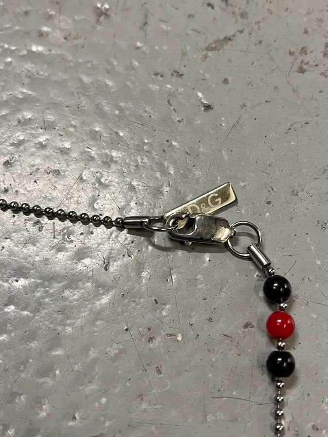 Dolce & Gabbana 2000s Dolce & Gabbana Rosary Red & Black Beaded Cross Necklace Size ONE SIZE - 7 Thumbnail