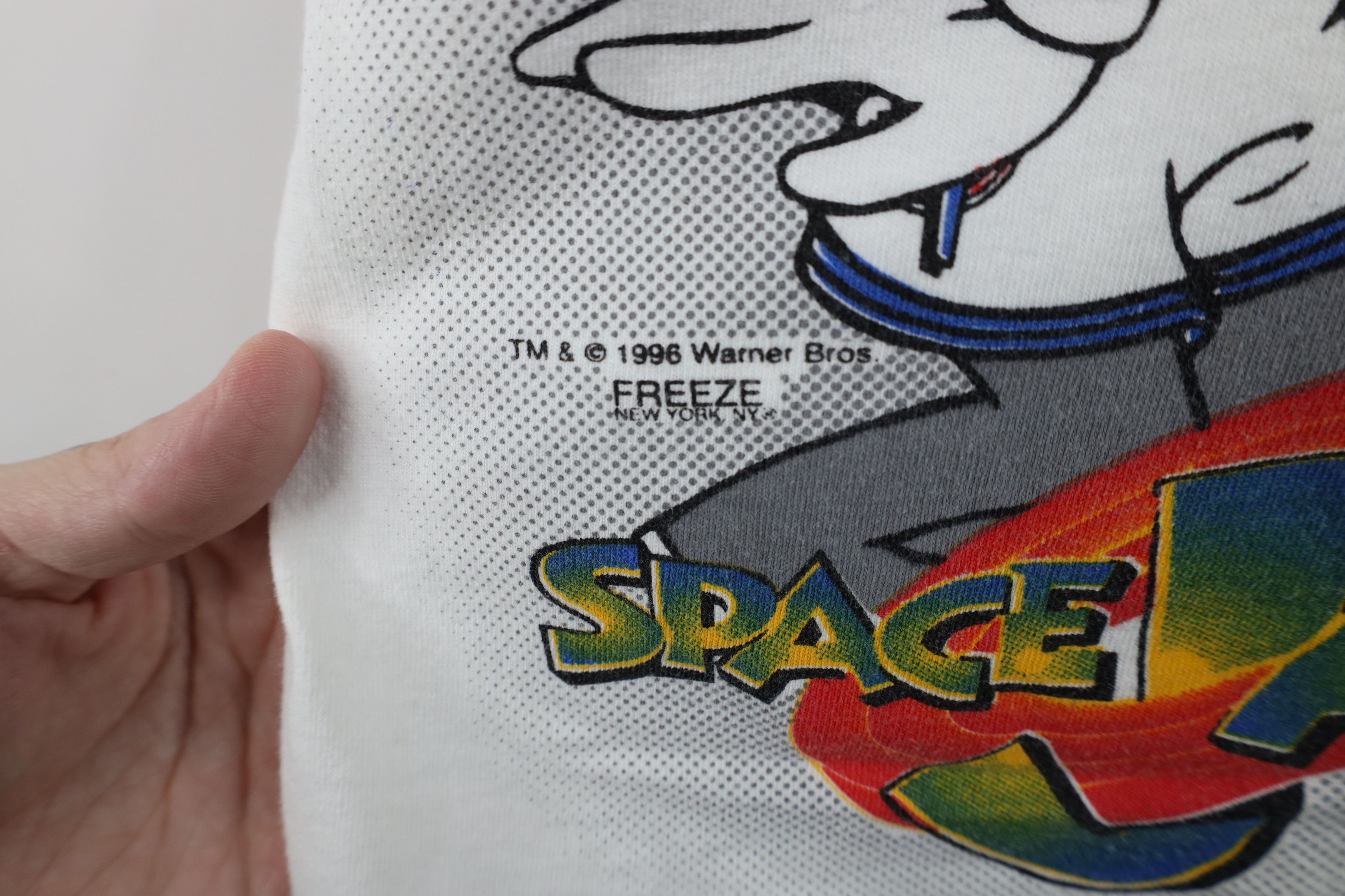 Vintage Vintage 90s Looney Tunes Space Jam Basketball T-Shirt USA Size US XL / EU 56 / 4 - 8 Thumbnail