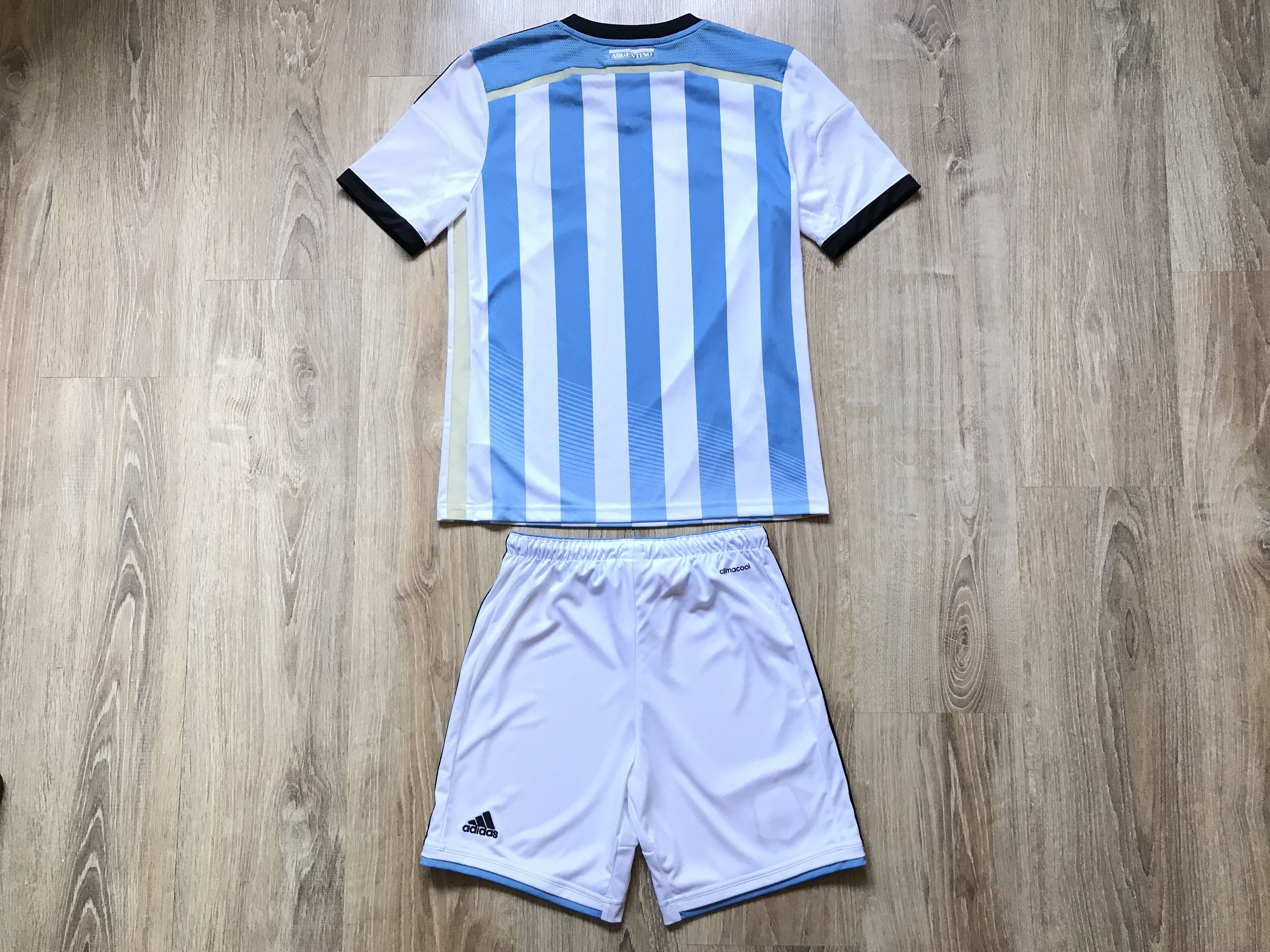 Adidas Kids Vintage Adidas Argentina Home Football Shirt 2014 Size US XXS / EU 40 - 2 Thumbnail