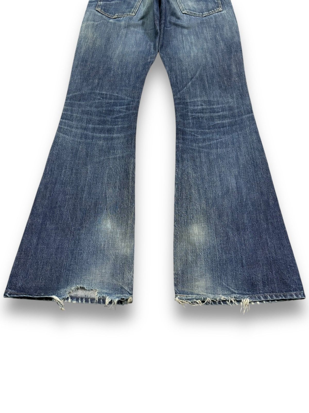 Tornado Mart Japanese Brand Kamikaze Attack Flare Distressed Jeans Size US 31 - 14 Thumbnail