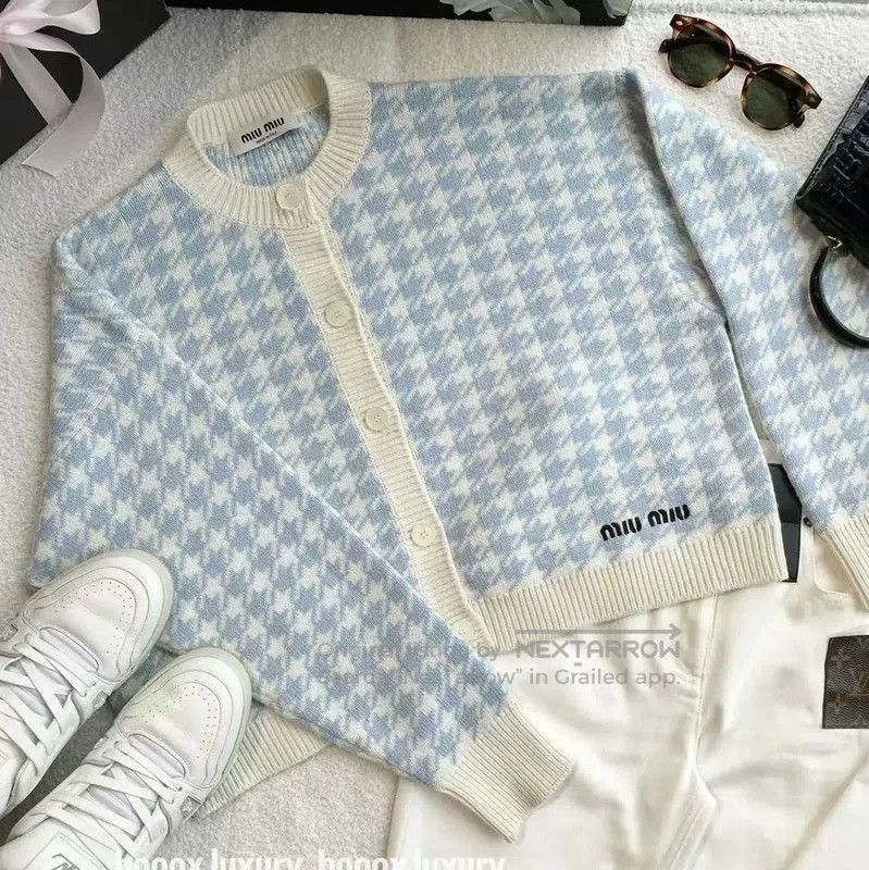 Miu Miu Miu Miu Light Blue Cashmere Cardigan . Size XXS / US 00 / IT 34 - 4 Thumbnail