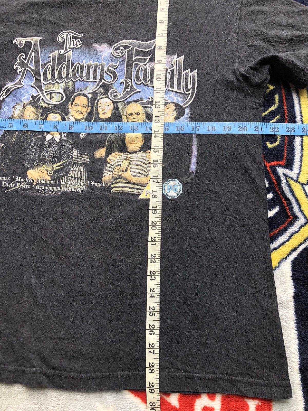 Expert Horror Vintage The Addams Family Comedy Horror Photo Shirt Tee Size US L / EU 52-54 / 3 - 10 Thumbnail