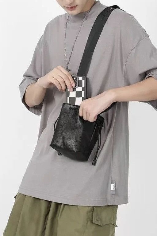 Japanese Brand Fashion y2k pu leather crossbody pouch shoulder bag Size ONE SIZE - 5 Thumbnail