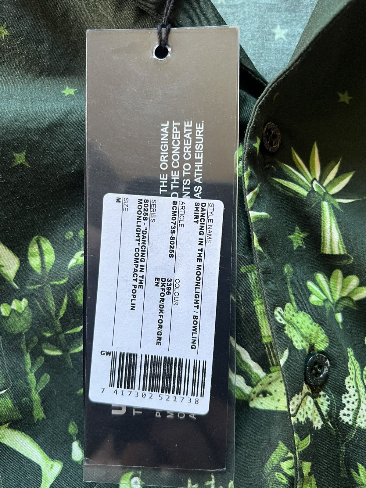 Neil Barrett Neil Barrett Dancing in the moonlight bowling shirt Size US M / EU 48-50 / 2 - 7 Thumbnail