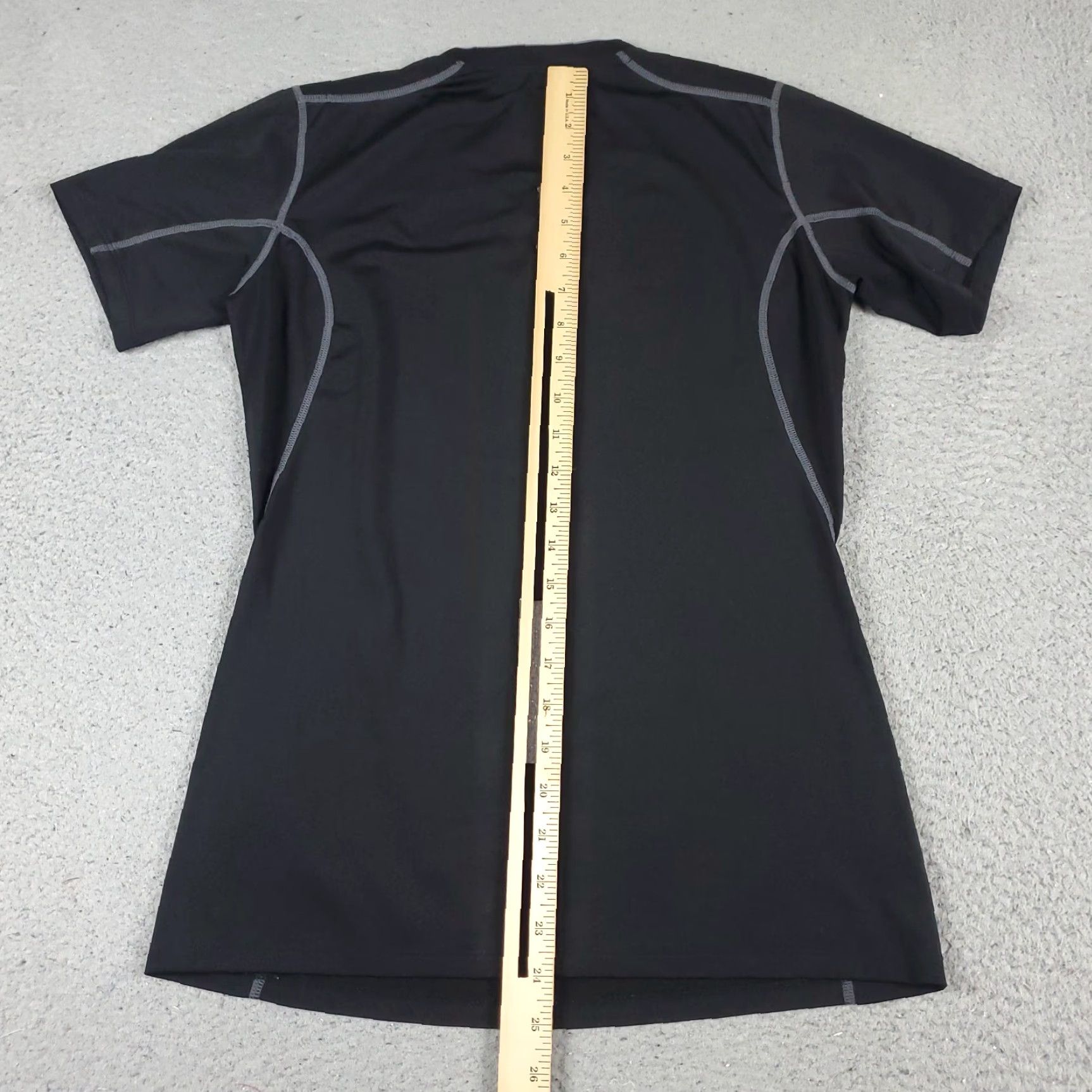 Nike Nike T Shirt Mens Size Small Black Pro Swoosh Training Active Short Sleeve Size US S / EU 44-46 / 1 - 3 Thumbnail