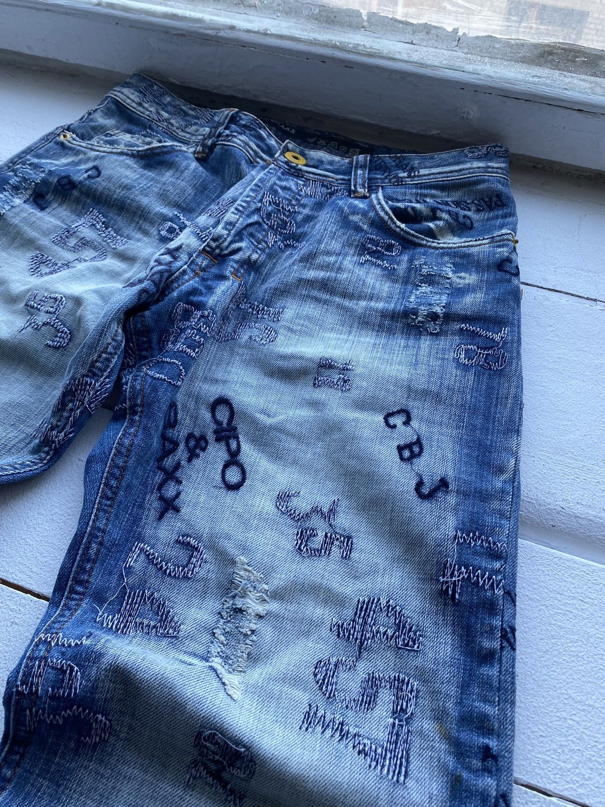 Japanese Brand × Vintage RARE Japanese y2k Opium Gothic Punk Distressed Mens Jeans Size US 30 / EU 46 - 4 Thumbnail