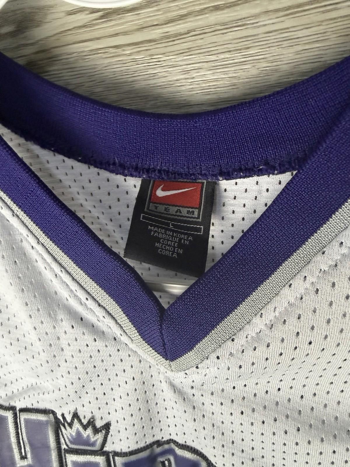 Nike Vtg Nike NBA Kings Mike Bibby 10 Swingman Jersey Youth L Size ONE SIZE - 4 Thumbnail