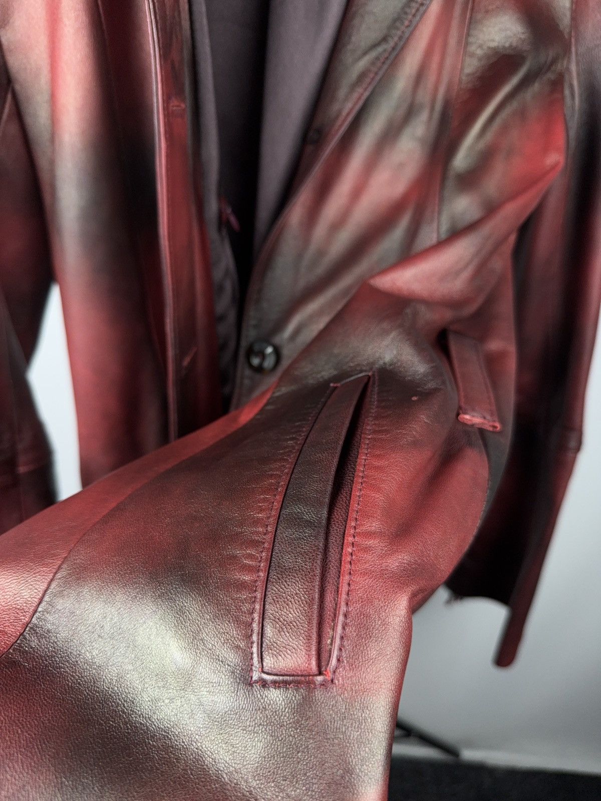 Japanese Brand 90s Y2K Avant-Garde Leather Coat Red Gradient Japan Western Size S / US 4 / IT 40 - 22 Thumbnail