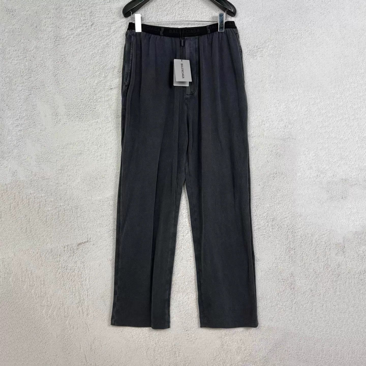 Balenciaga Balenciaga Washed Black Waist Embroidered Logo Casual Pant S Size US 29 - 1 Thumbnail