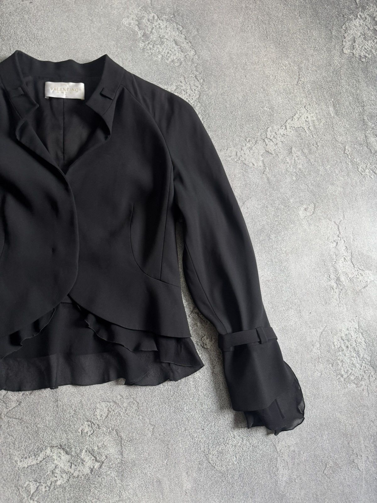 Valentino Valentino Roma black luxury blazer flared sleeve vintage Size M / US 6-8 / IT 42-44 - 10 Thumbnail