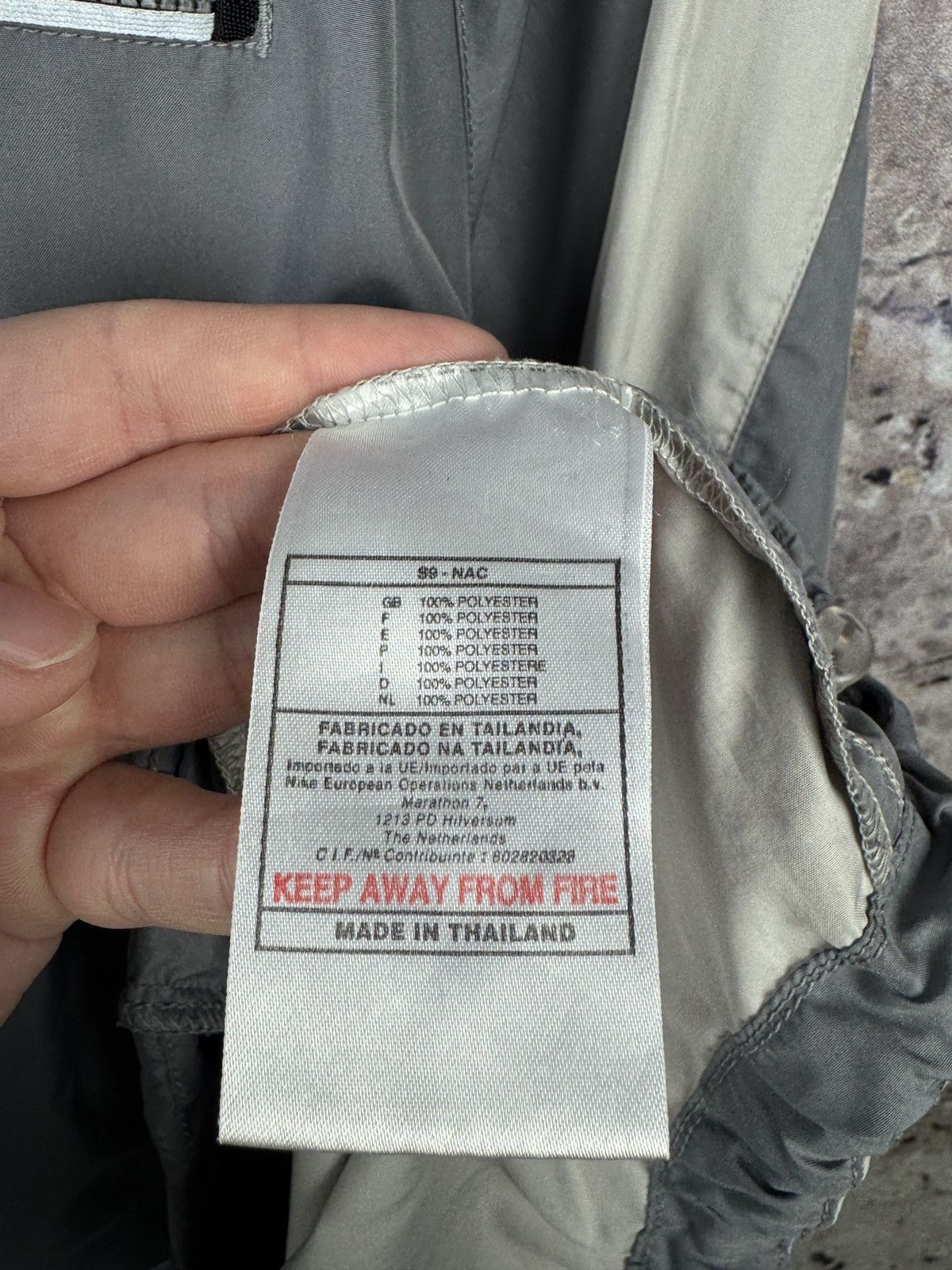 Nike Men’s Vintage Gray Nike Windbreaker Size XL Size US XL / EU 56 / 4 - 14 Thumbnail