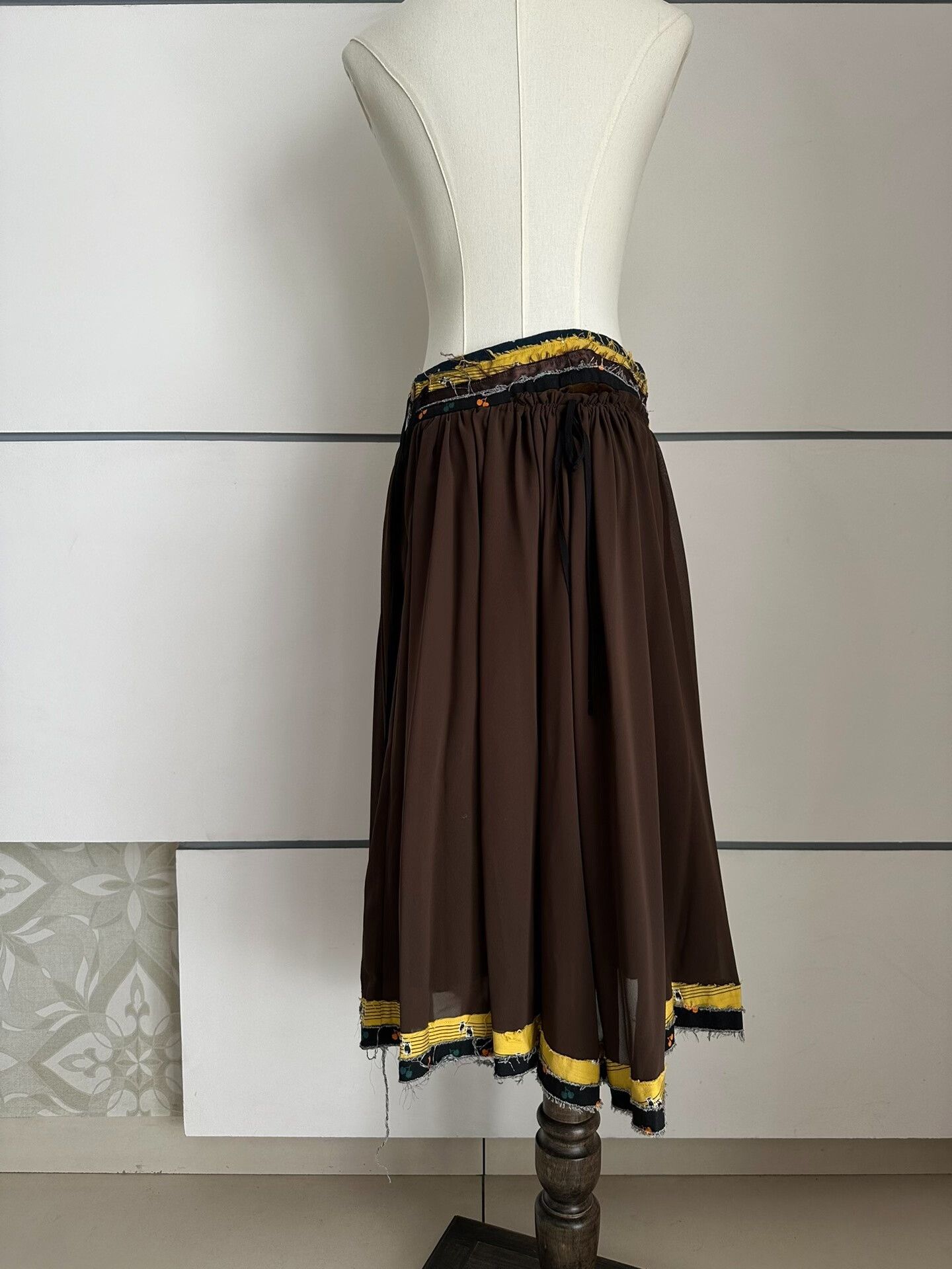 Undercover UNDERCOVER Initial layer-level splicing skirt| Size 28" / US 6 / IT 42 - 2 Thumbnail