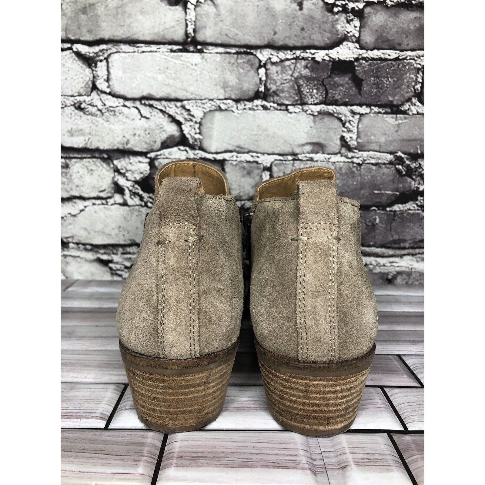Lucky Brand Lucky Brand Fineses Taupe Suede Leather Double Zipper Heels Size US 10 / IT 40 - 3 Thumbnail